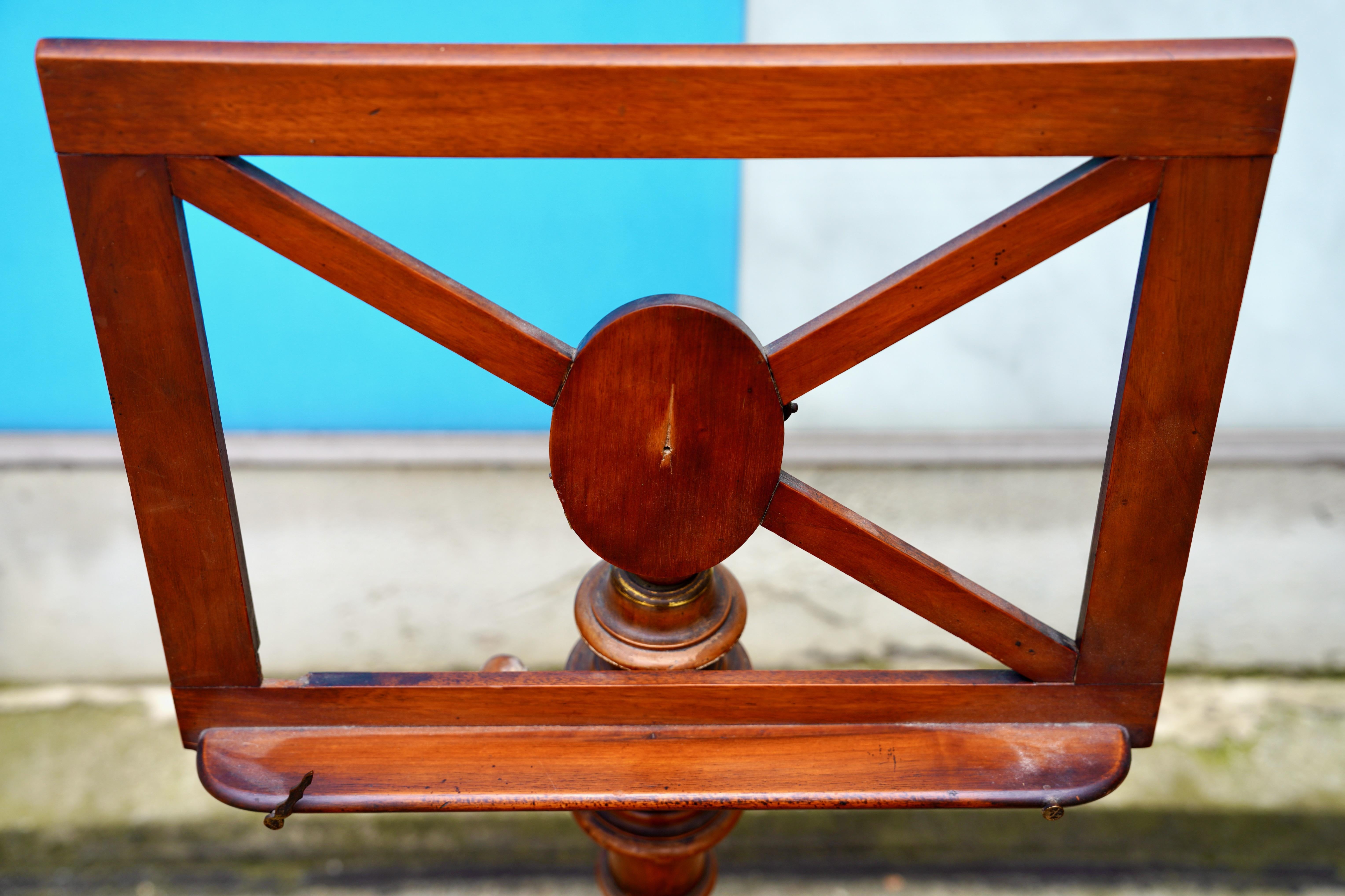 Antique Music Stand, 19th Century For Sale 1