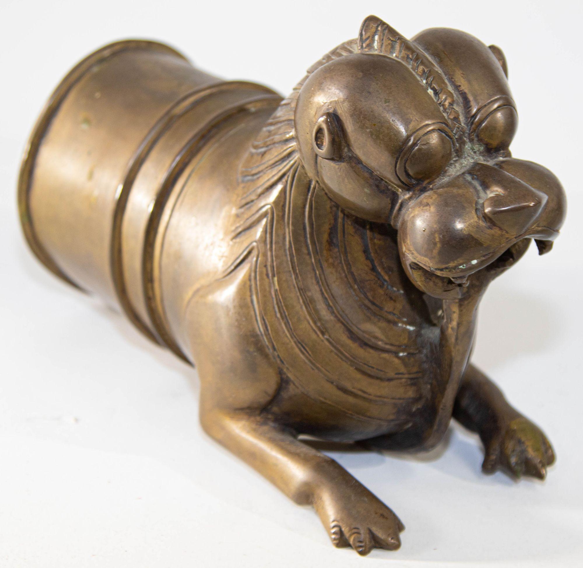 Antique Mythical Tiger Finial Bronze Palanquin Handle 18-19th Century For Sale 1