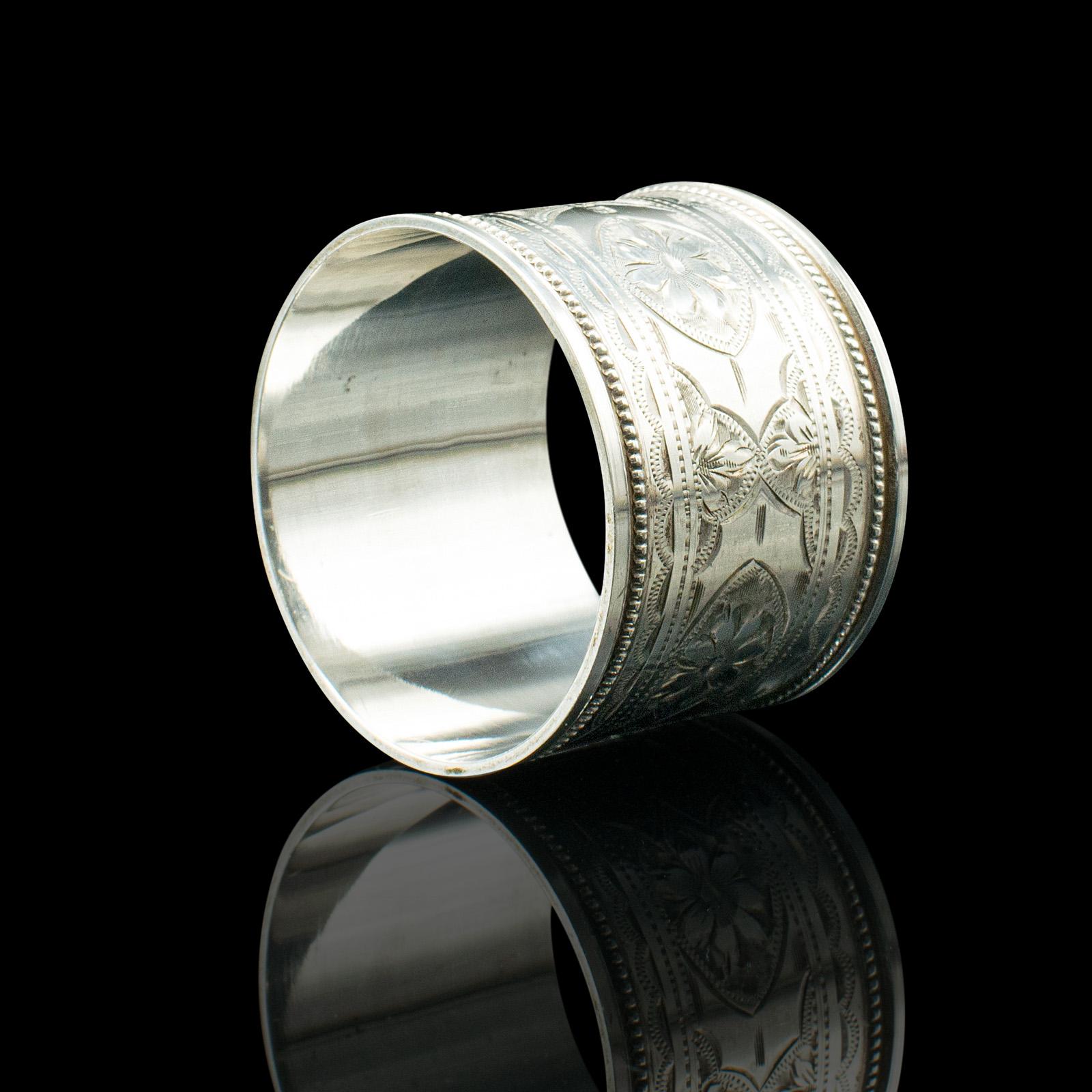 Antique Napkin Ring, English Sterling Silver, Table Decor, Hallmarked, Date 1922 For Sale 2