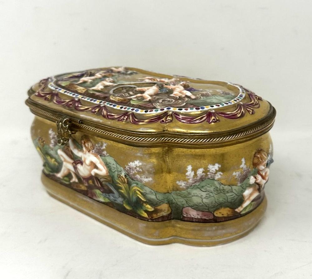 capodimonte trinket box