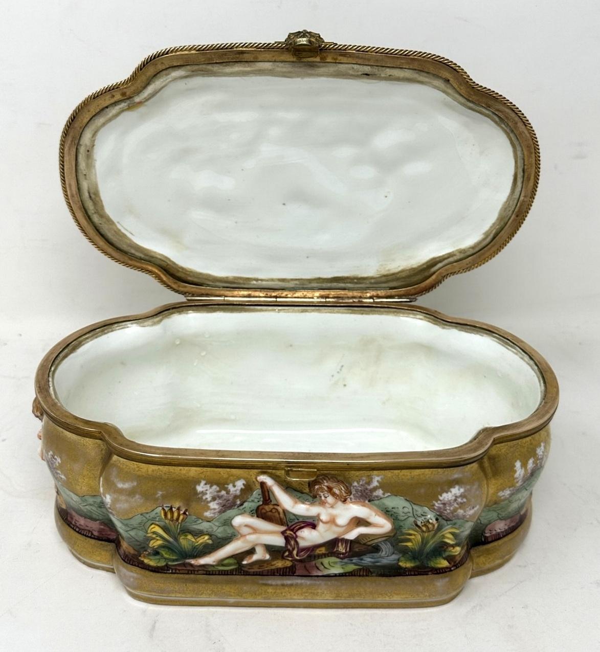 Late Victorian Antique Naples Capodimonte Porcelain Gilt Mounted Jewlery Dresser or Trinket Box