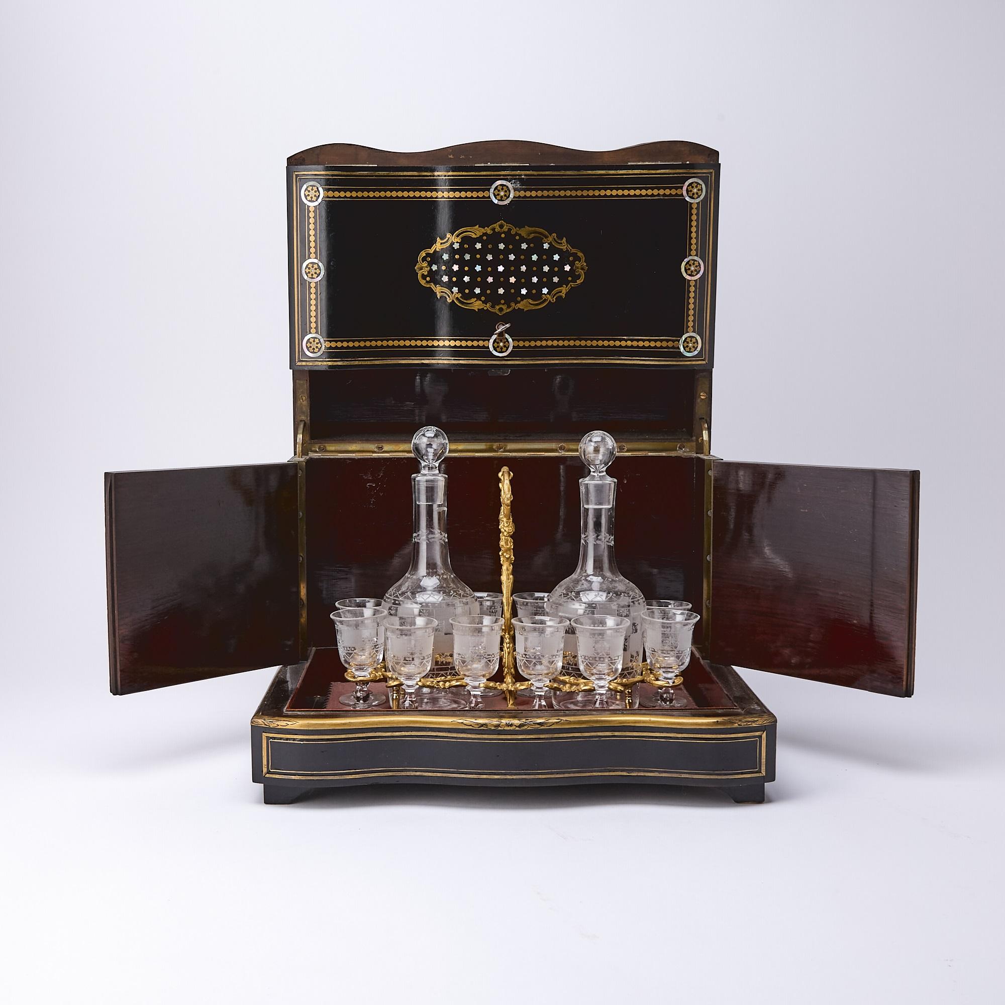 Antique Napoleon III French Liquor Cellar/ Liqueur Box/ Glass Decanters / 1830 For Sale 1