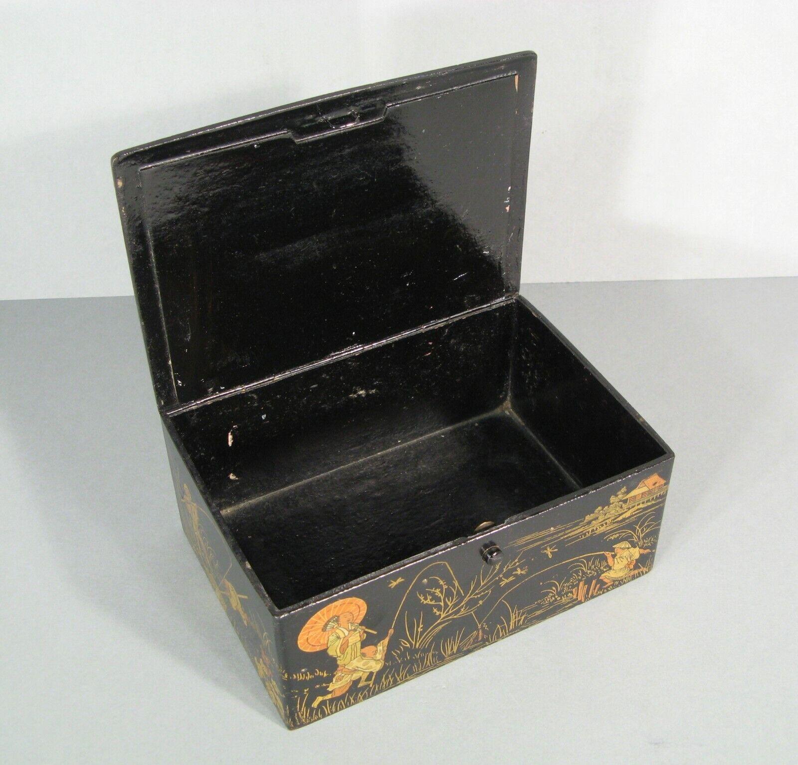 Empire Antique Napoléon III Lacquered Papier-Mâché Box, Oriental Fishermen - 1Y211