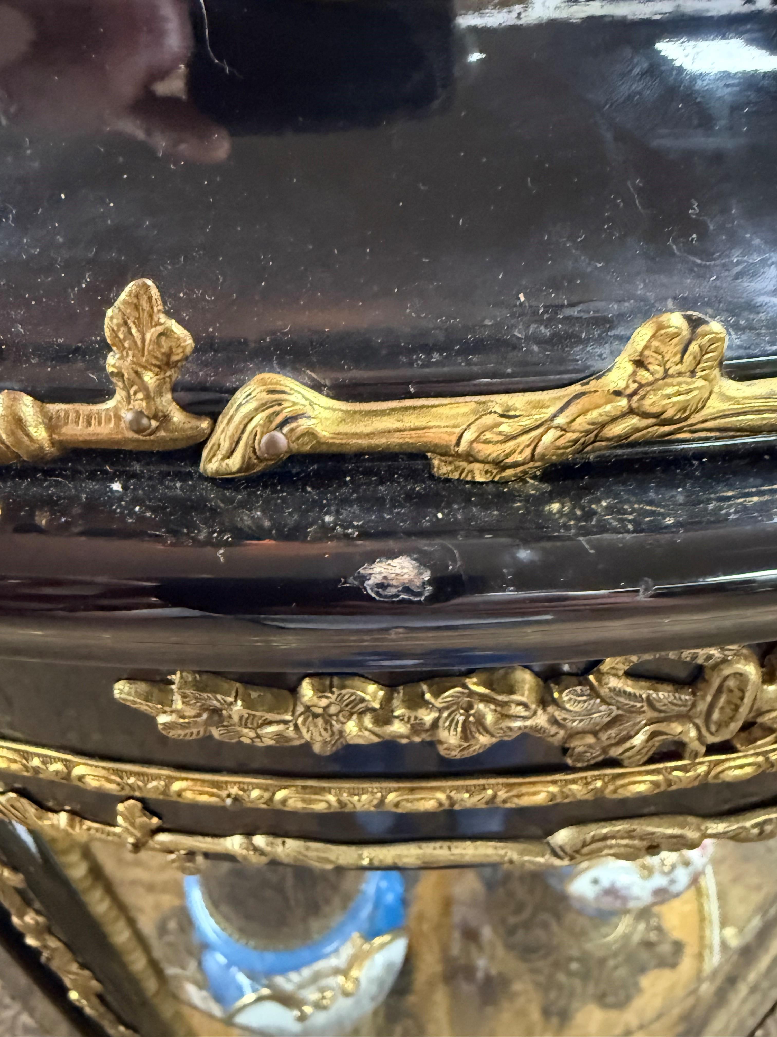 Antique Napoleon III-Style Bronze Curio Cabinet For Sale 2