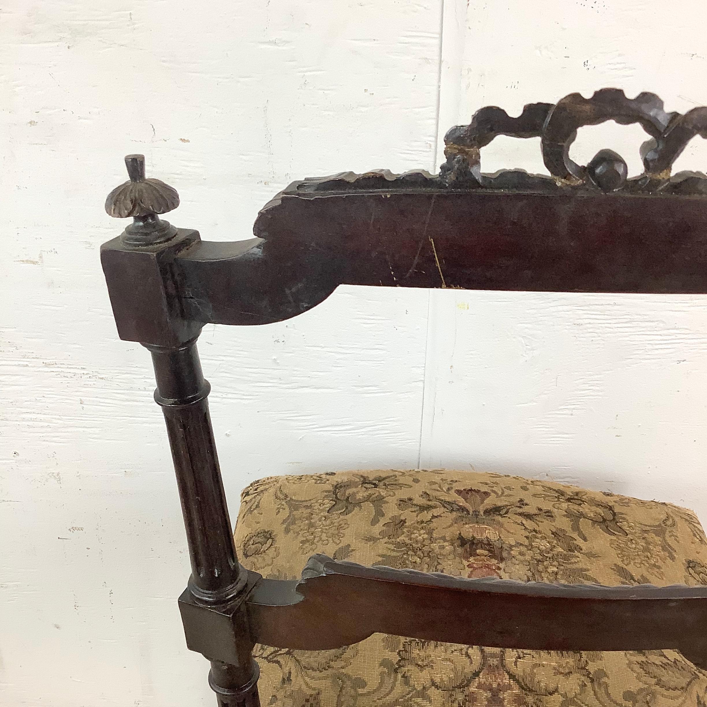 Chaise d'appoint ancienne de style Napoléon III en vente 8