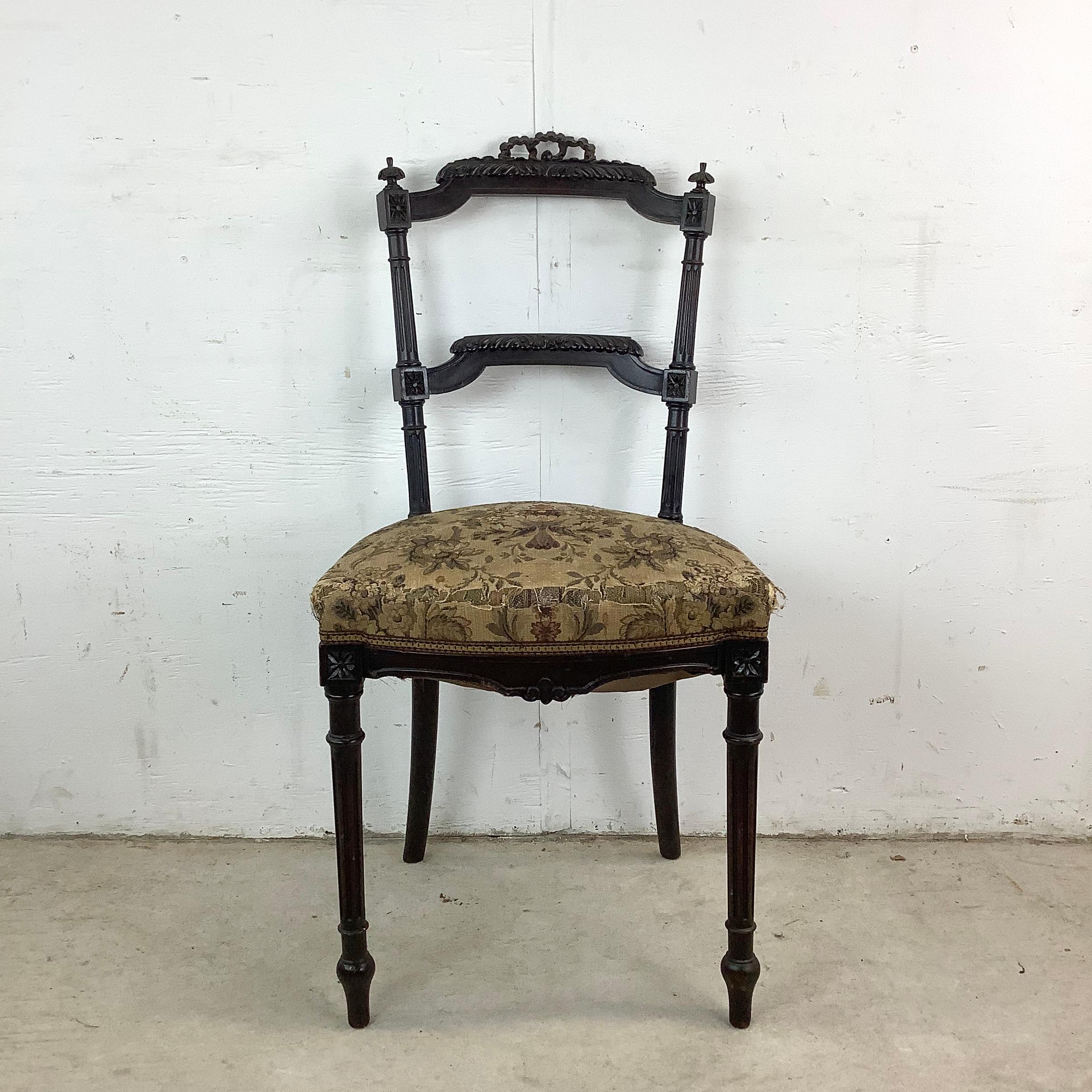 Autre Chaise d'appoint ancienne de style Napoléon III en vente