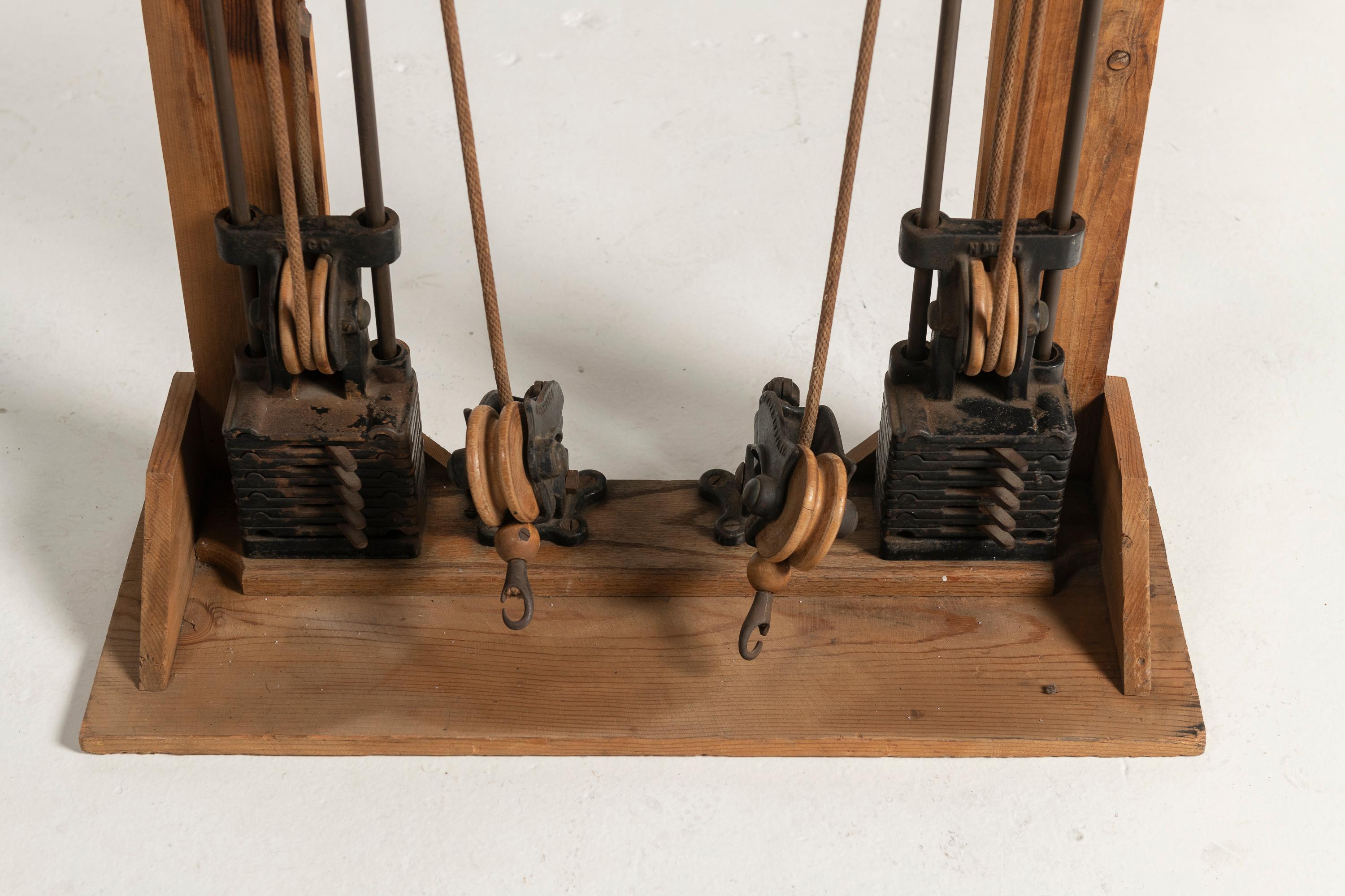 Antike Narragansett Machine Company montbares Gewichtsmaschine, 1920er Jahre, USA im Angebot 4