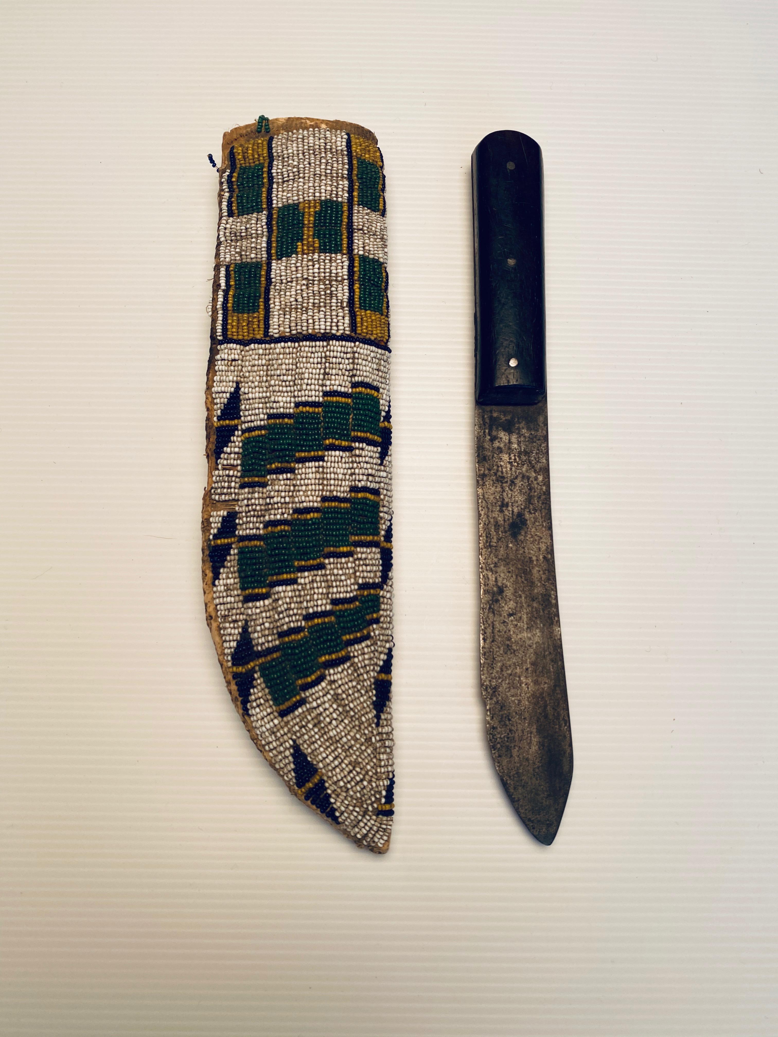 Antique Native American Beaded Knife Sheath In Excellent Condition In Santa Fe, NM