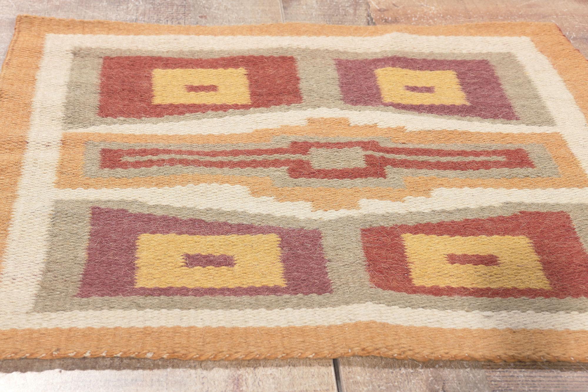 Antique Native American Indian Teec Nos Pos Navajo-Style Rug Textile For Sale 2
