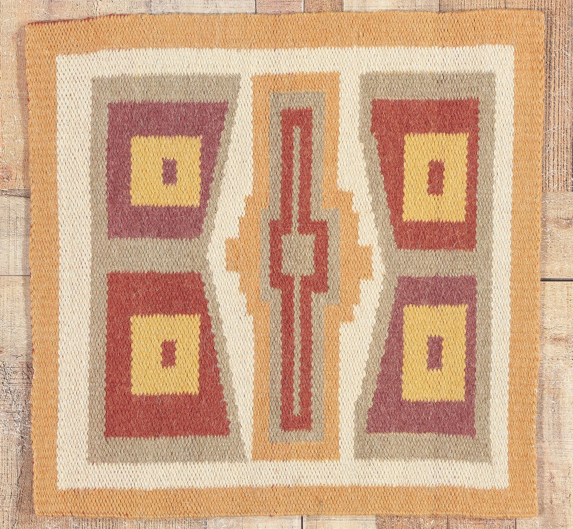 Antique Native American Indian Teec Nos Pos Navajo-Style Rug Textile For Sale 3