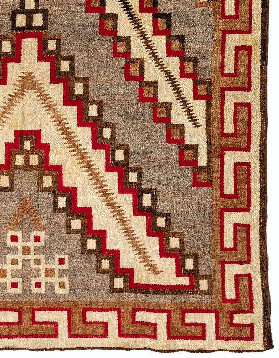 Noué à la main Grand tapis Navajo amérindien ancien géométrique gris et ivoire, vers les années 1920-1930 en vente