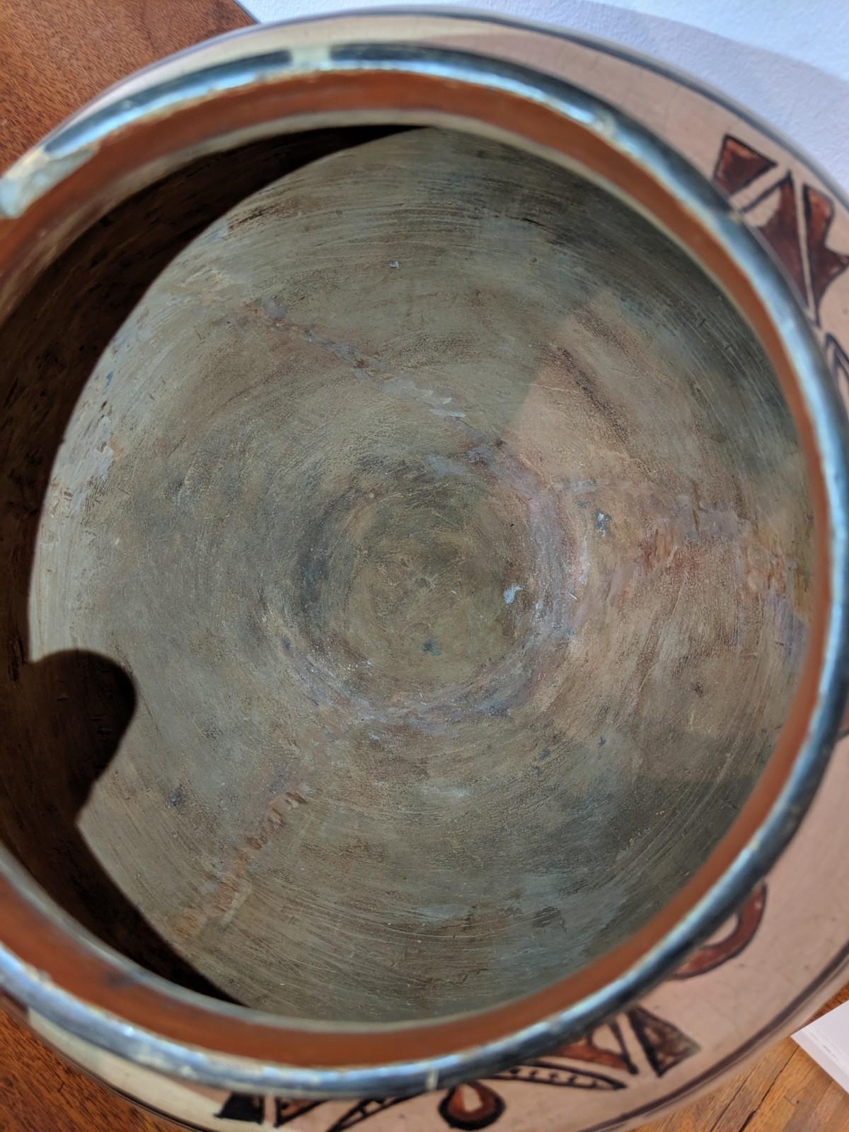 Antique Native American Pottery Jar, San Ildefonso Pueblo, 19th Century For Sale 5
