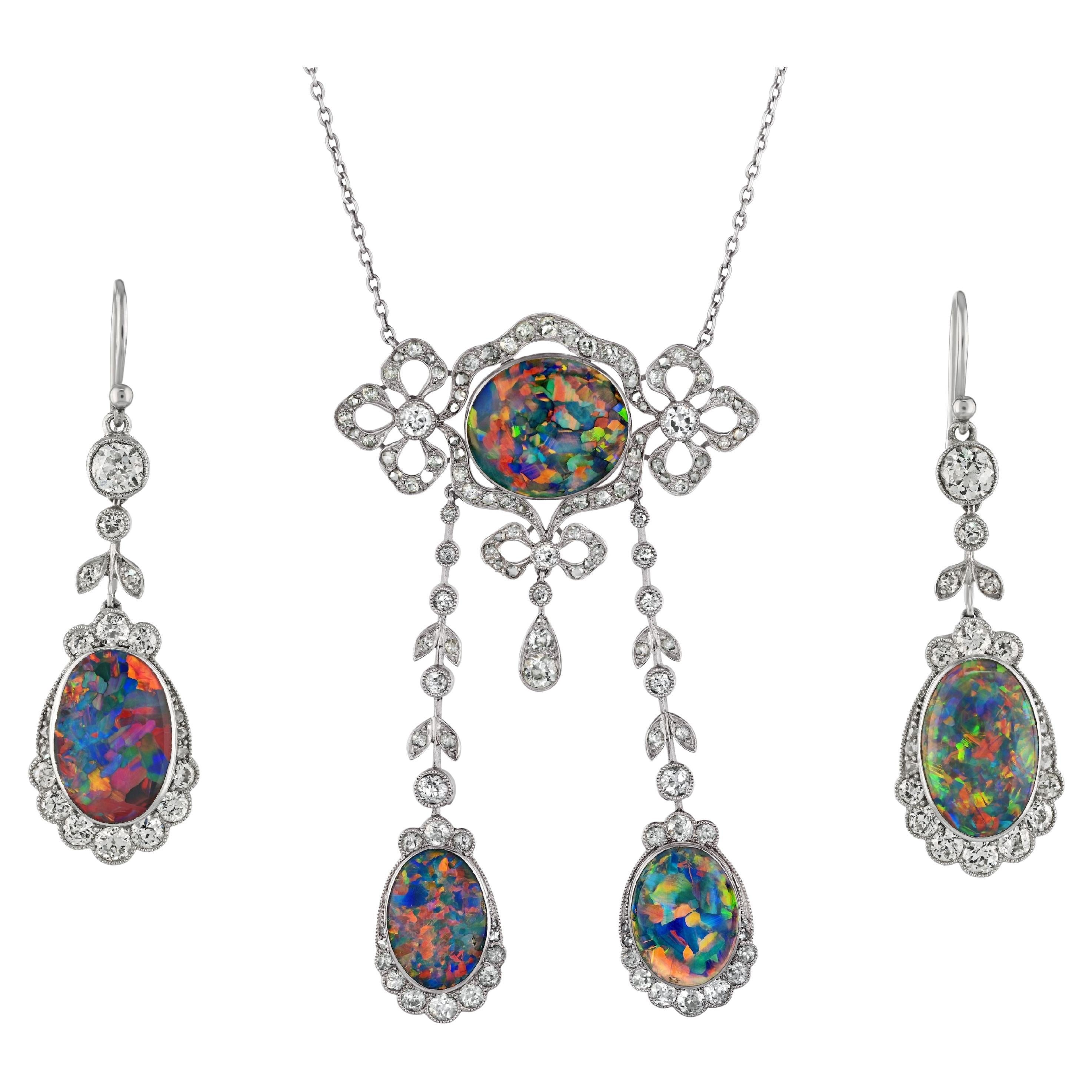 Antiker natürlicher schwarzer Opal und alter Eurodiamant-Tropfen-Ohrring & Halskette Set