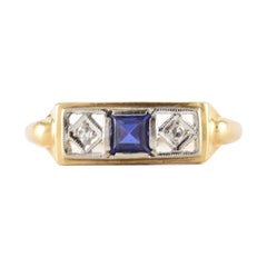 Antiker Ring mit natürlichem blauem Saphir und Diamant