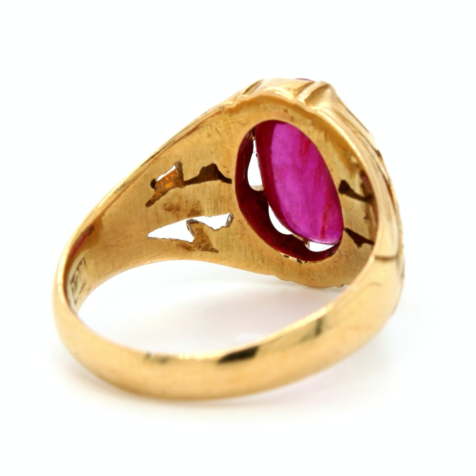 Antique Natural Burmese Star Ruby Cabochon Signet Ring, ca. 1860s For Sale 3
