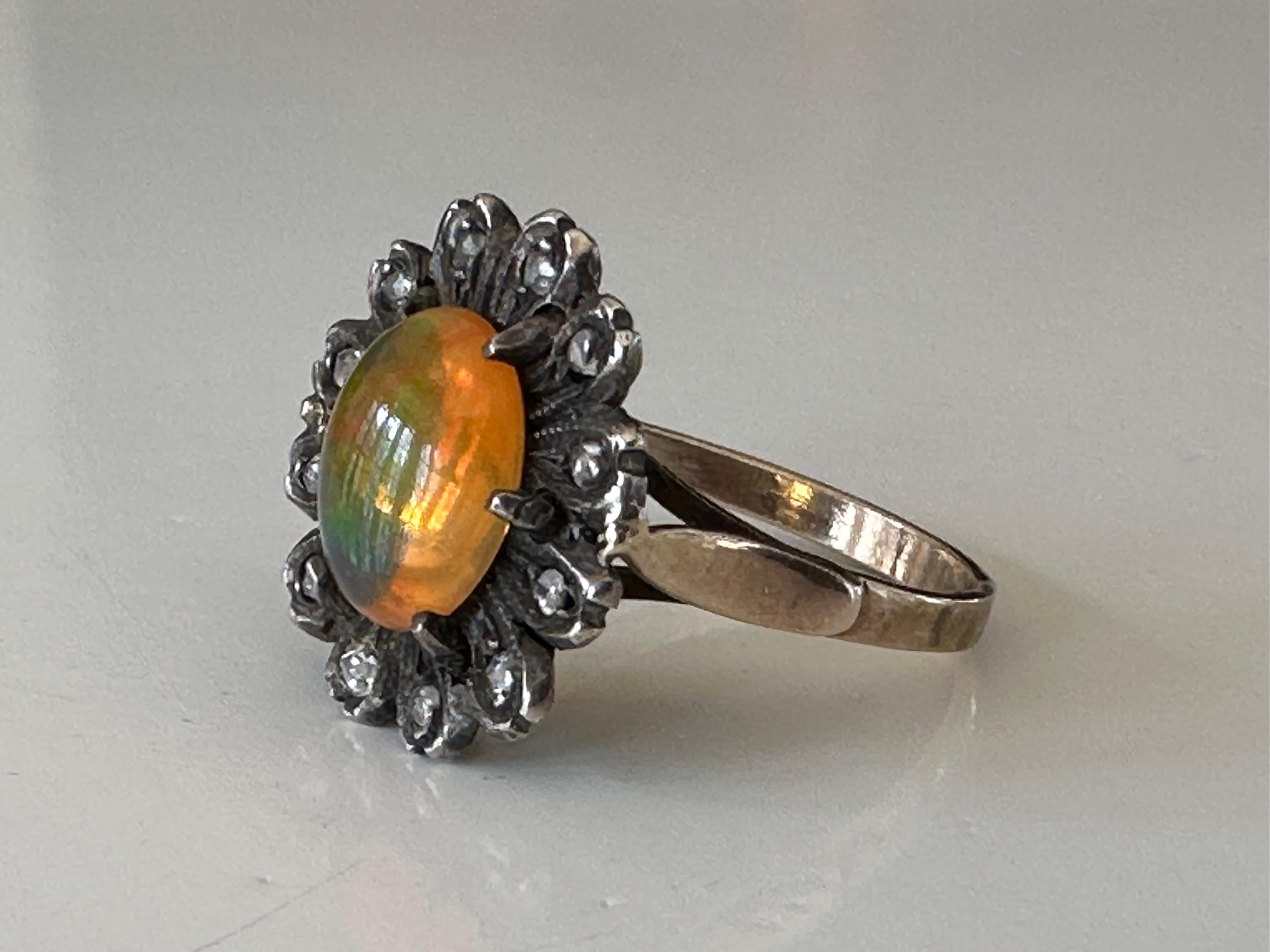 Antique Natural Mexican Fire Opal and Rose Cut Diamond Flower Ring In Good Condition For Sale In Denver, CO