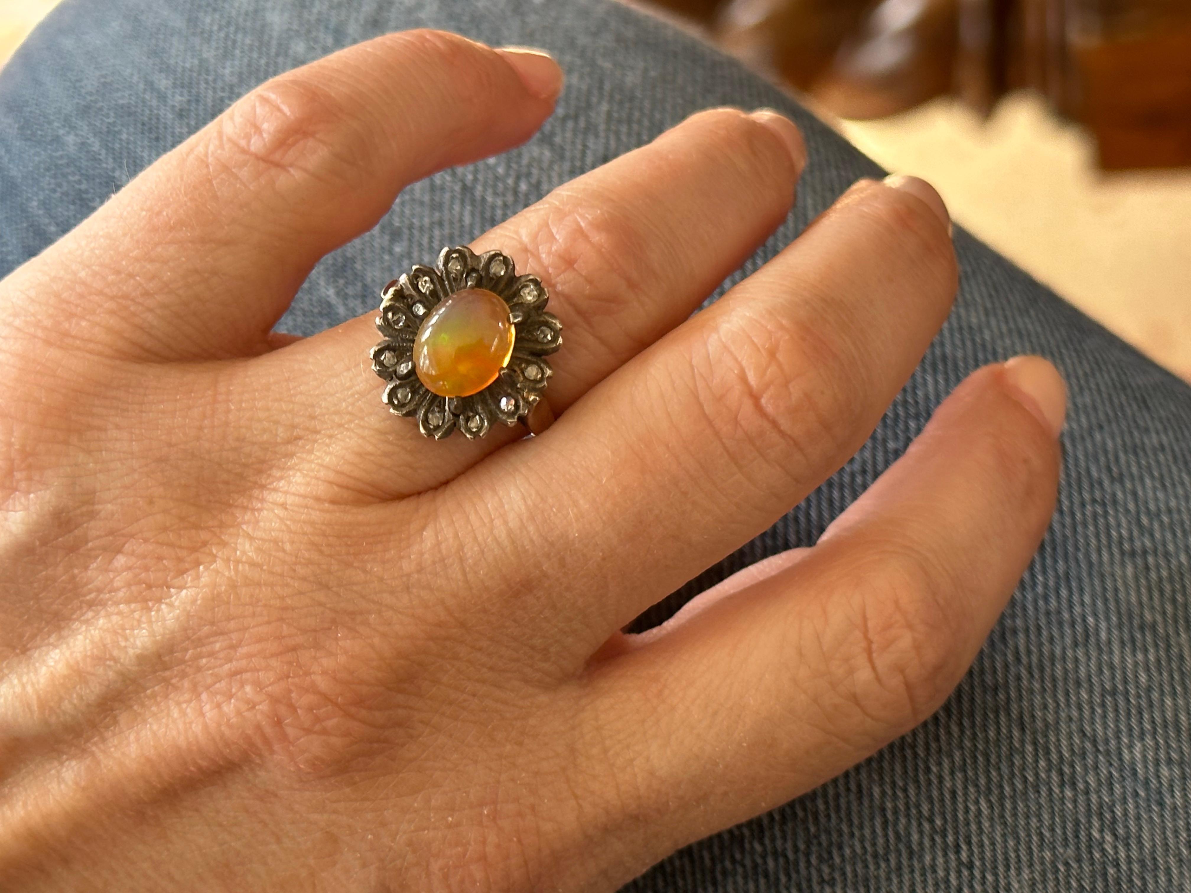 Antique Natural Mexican Fire Opal and Rose Cut Diamond Flower Ring For Sale 1