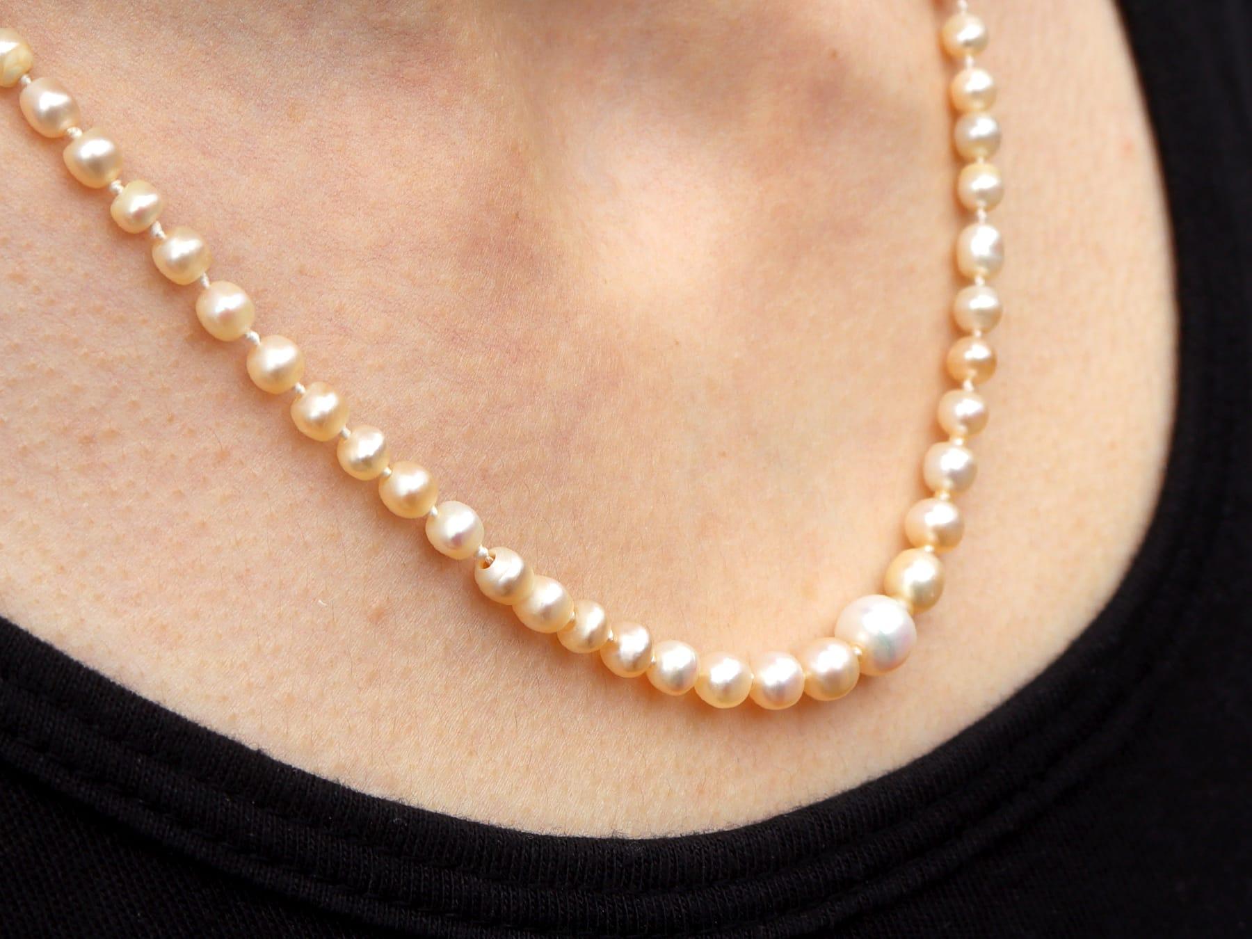 1920s Natural Pearl and 1.70 Carat Diamond 21k Yellow Gold Pendant  For Sale 5