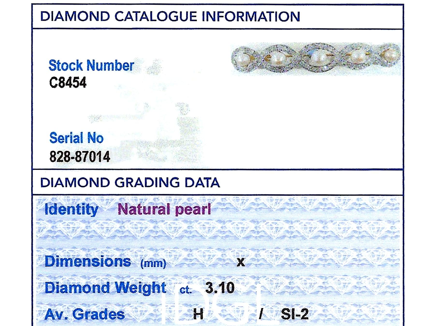 Antike Brosche aus Gelbgold und Platin mit natürlichen Perlen und Diamanten  im Angebot 4