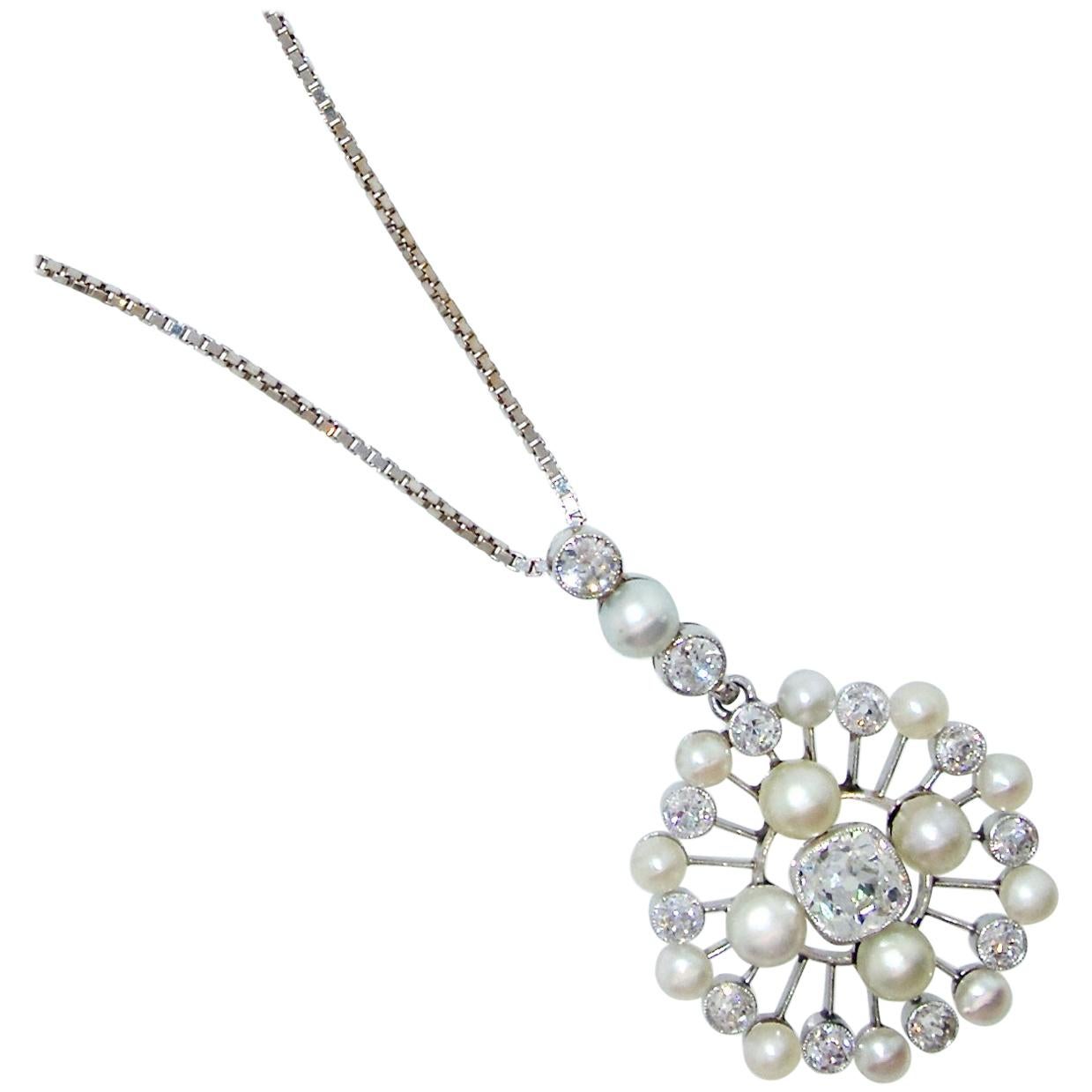 Vintage Pearl Necklace with Pendant main image 0