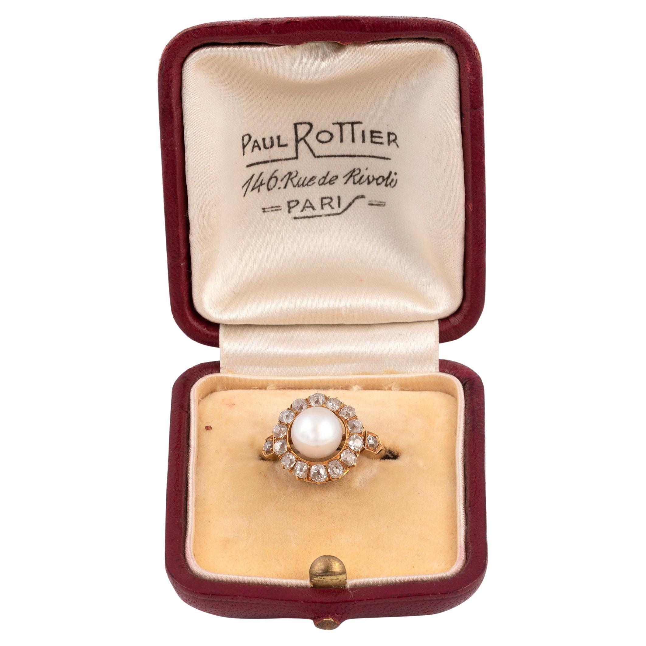 Bague ancienne en perles naturelles et diamants