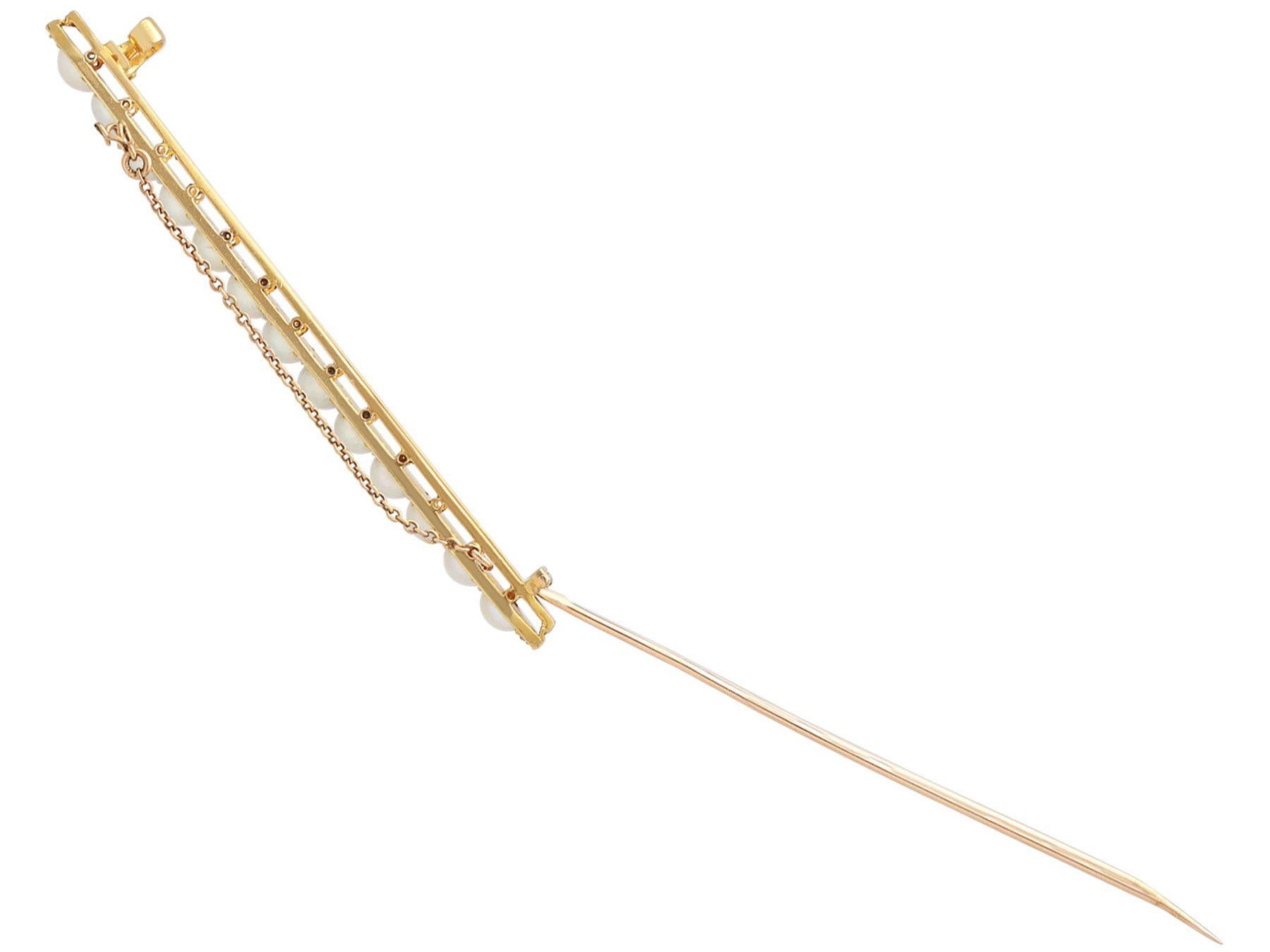 Women's or Men's Antique Natural Pearl and Diamond 18k Yellow Gold Bar Brooch, circa 1880 For Sale