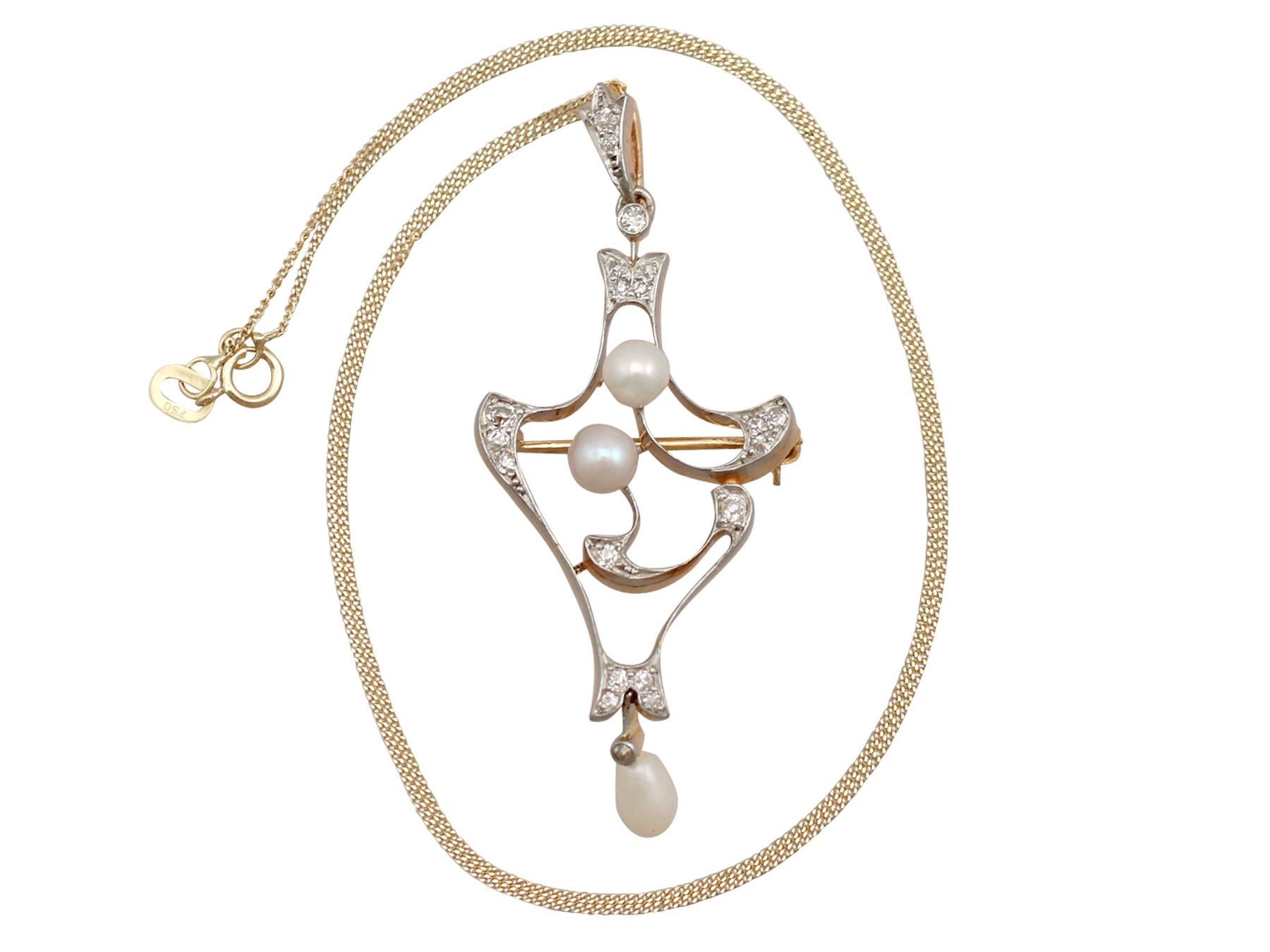 Édouardien Broche pendentif ancienne en or jaune avec perles naturelles et diamants en vente