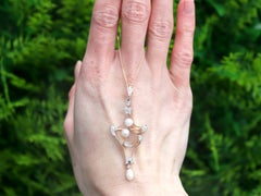 Antique Natural Pearl and Diamond Yellow Gold Pendant Brooch