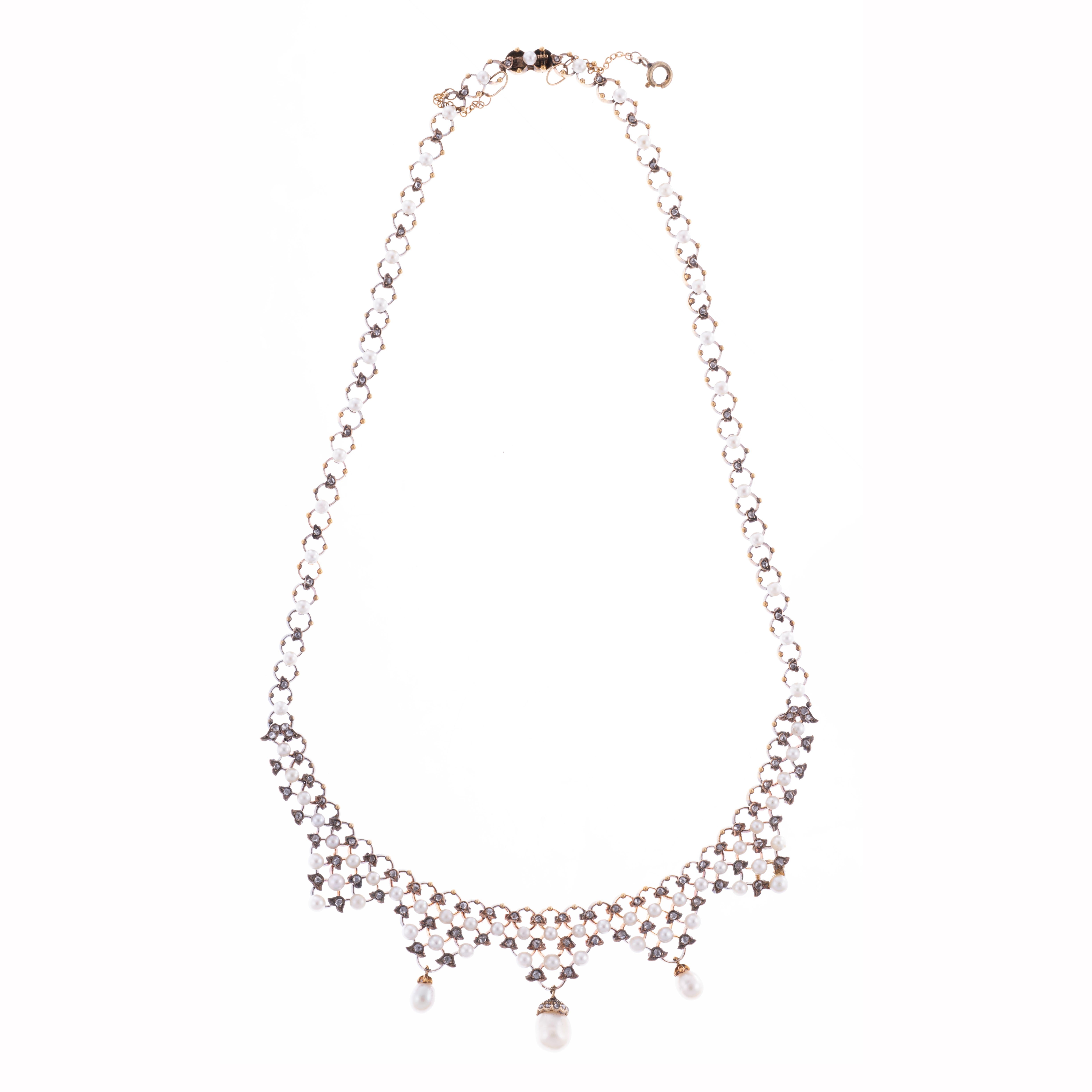 Women's or Men's Antique Natural Pearl and Rose Cut Diamond 18k Yellow Gold Necklace For Sale