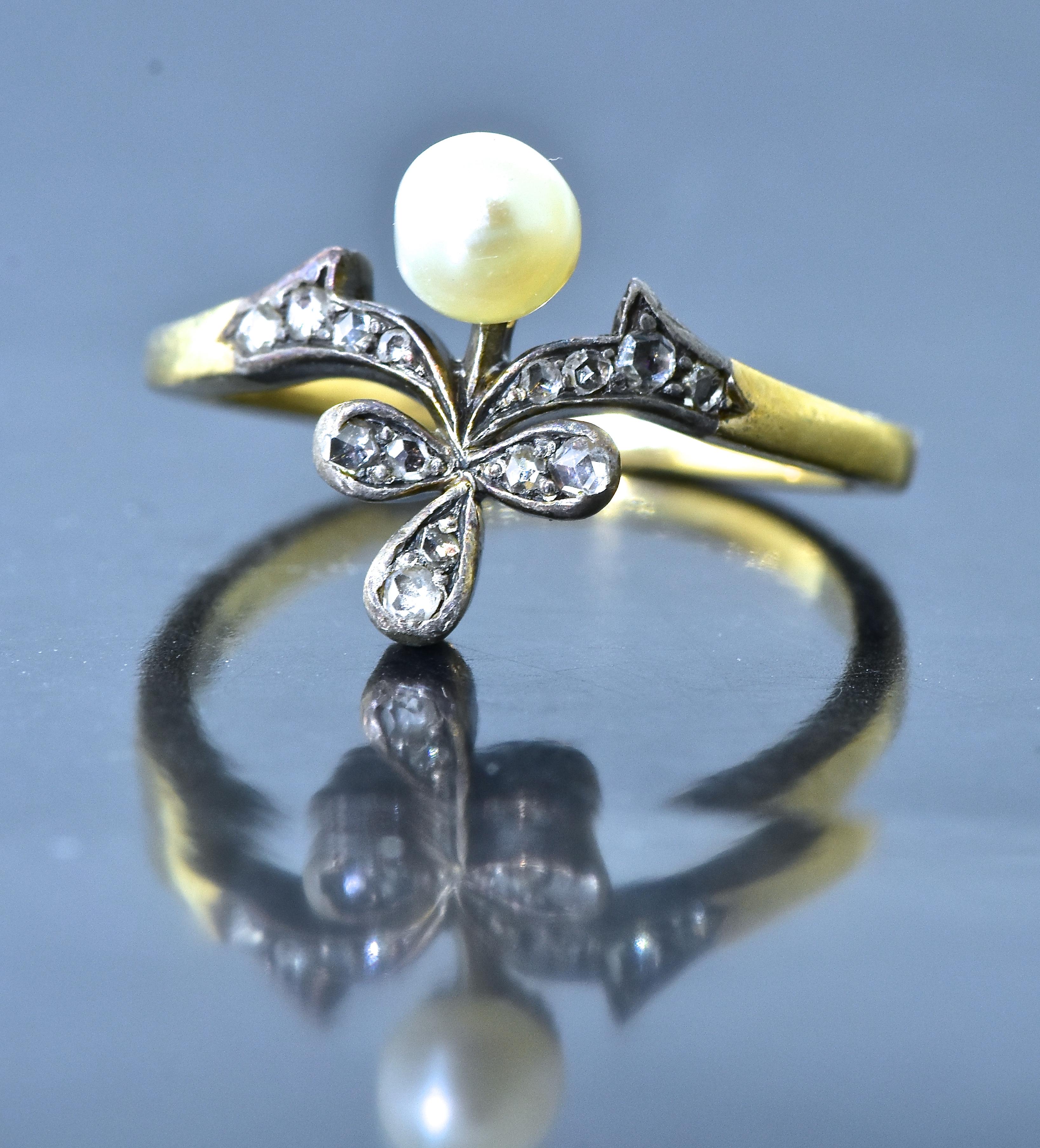 Antiker Ring mit natürlicher Perle und Diamant im Rosenschliff (Viktorianisch) im Angebot