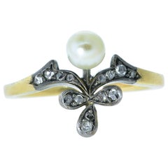 Bague ancienne en perles naturelles et diamants taille rose