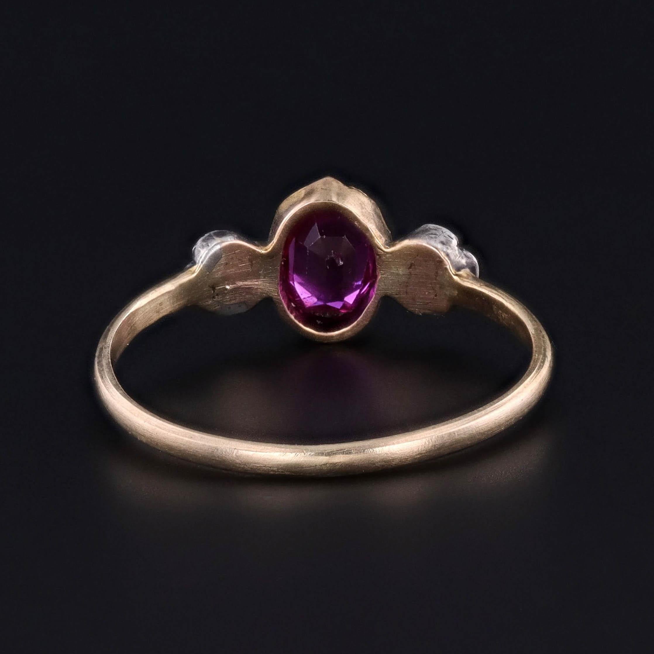 Cushion Cut Antique Natural Ruby and Diamond Ring of 14k Gold For Sale