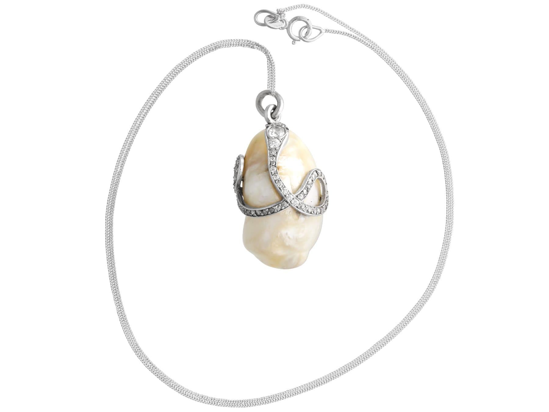 Antique Natural Saltwater Pearl, Ruby and 0.68Ct Diamond, Platinum Pendant In Excellent Condition For Sale In Jesmond, Newcastle Upon Tyne