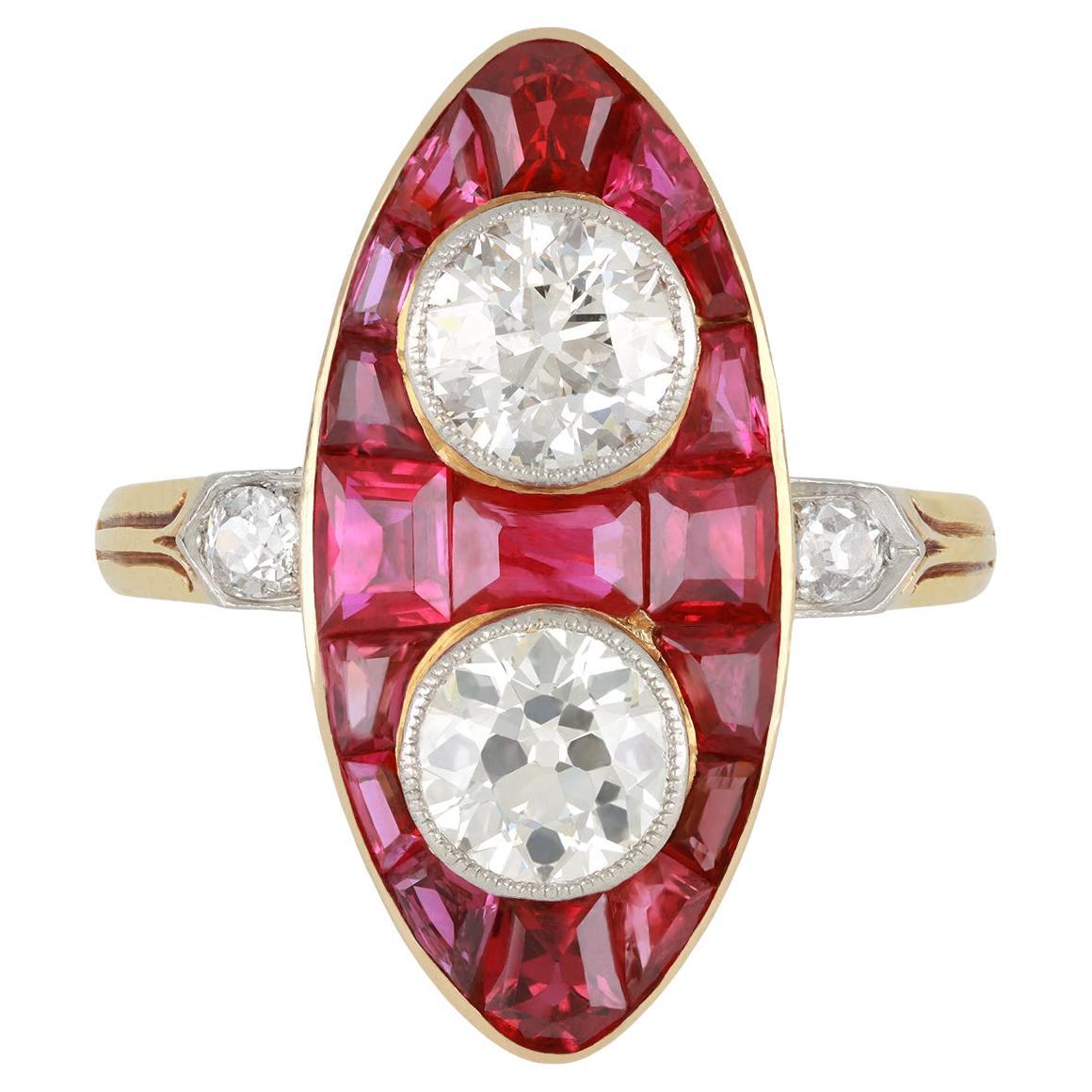 Antiguo anillo de diamantes de rubí marquesa natural sin realzar, circa 1900