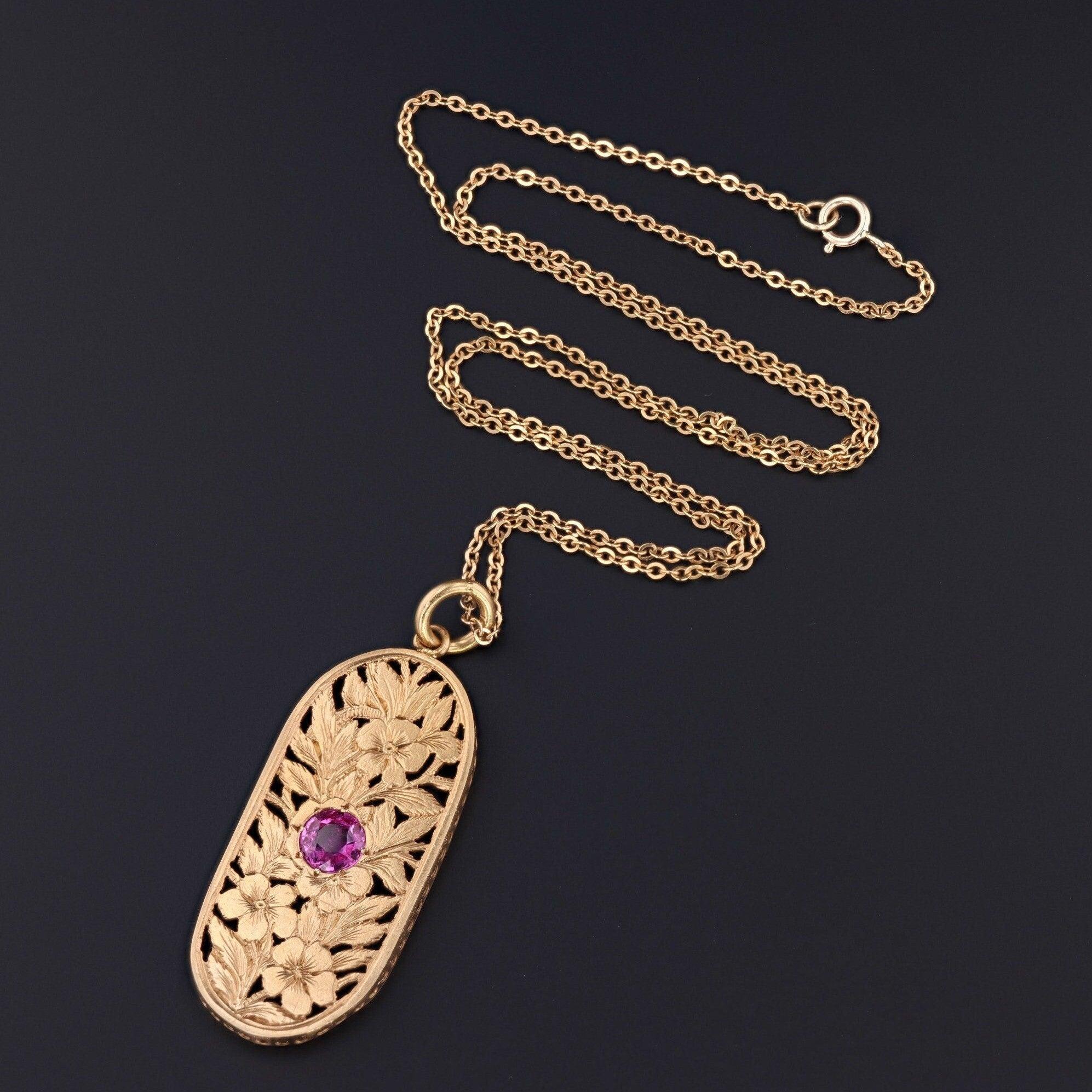 Taille ronde Collier ancien en or 18 carats avec rubis naturel non traité en vente
