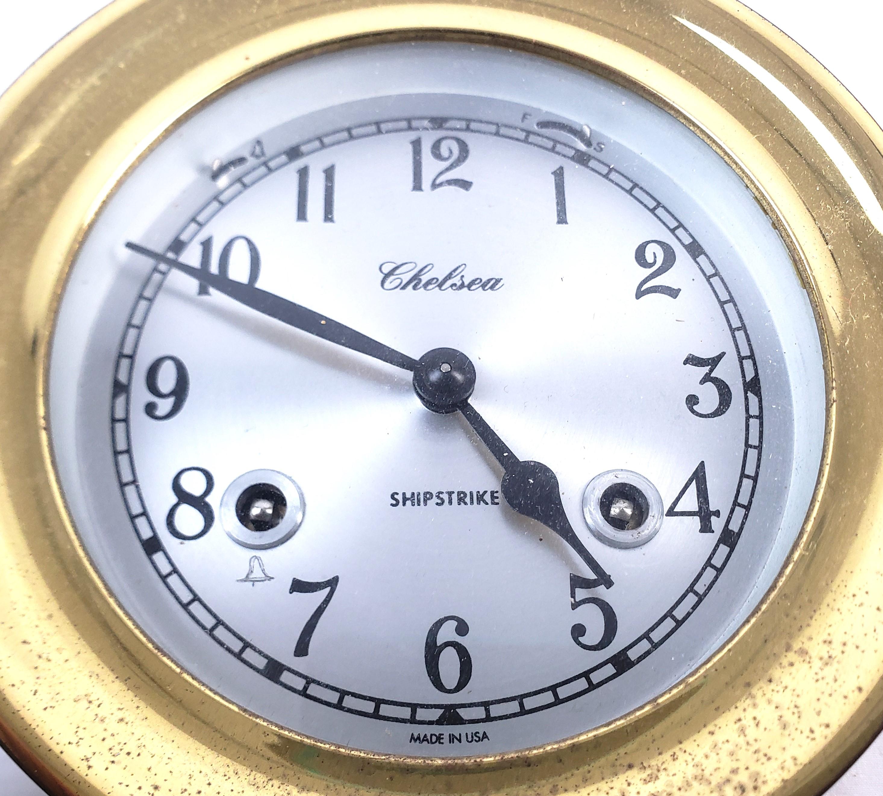 Américain Horloge de bateau en laiton antique, baromètre et groupement de cloches en vente