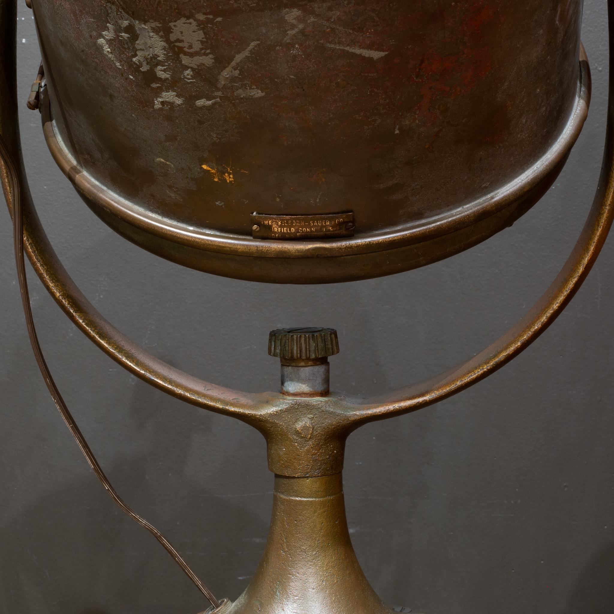 Metallo Faretto nautico in bronzo su treppiede regolabile, 1920-1940 ca. in vendita