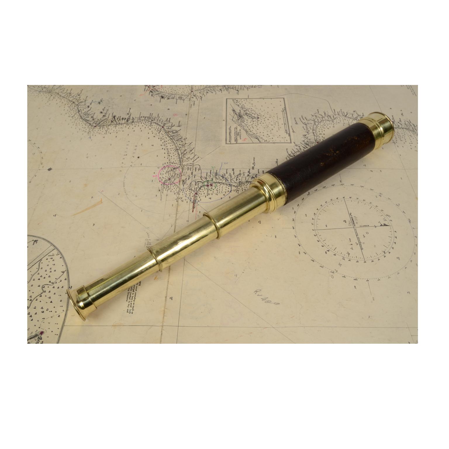 Brass telescope with leather-covered handle, focusing with three extensions. Maximum length 60 cm, minimum 21.5 cm, focal diameter 4 cm. French manufacture from the second half of the 19th century. Excellent condition, fully functional, complete