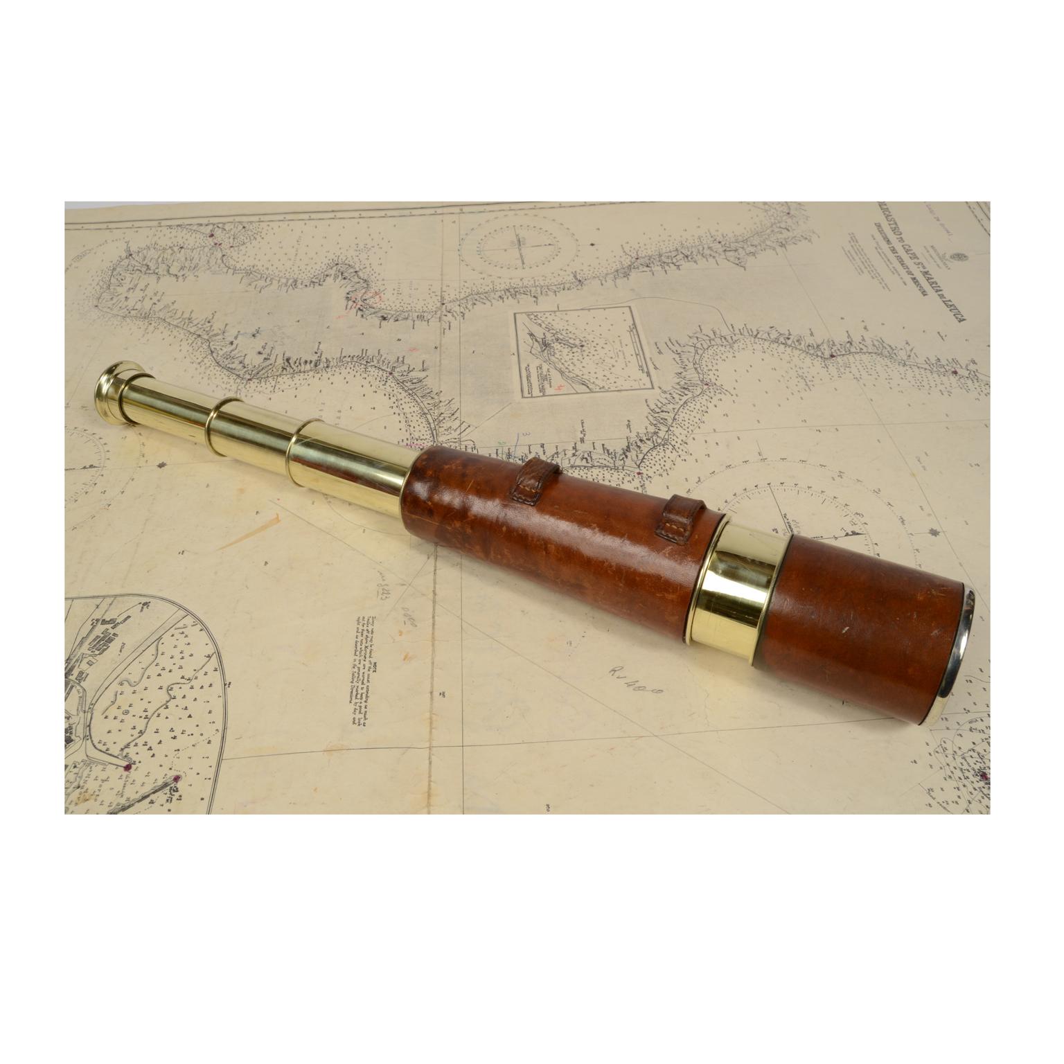 Antique Nautical Telescope, Brass and Leather, Early 1900s In Good Condition In Milan, IT