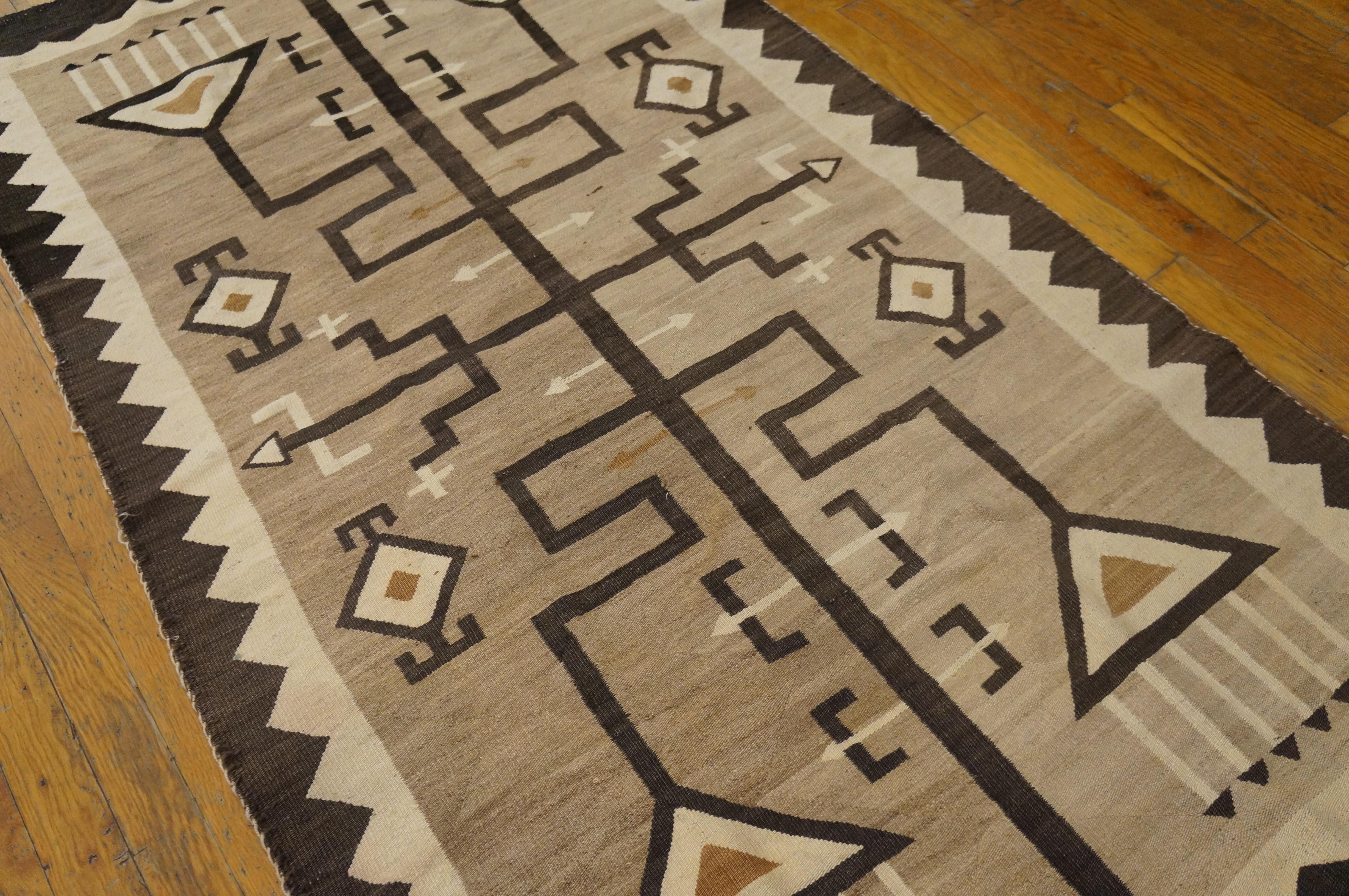 Hand-Woven 1920s American Navajo Two Gray Hills ( 3' x 5'8