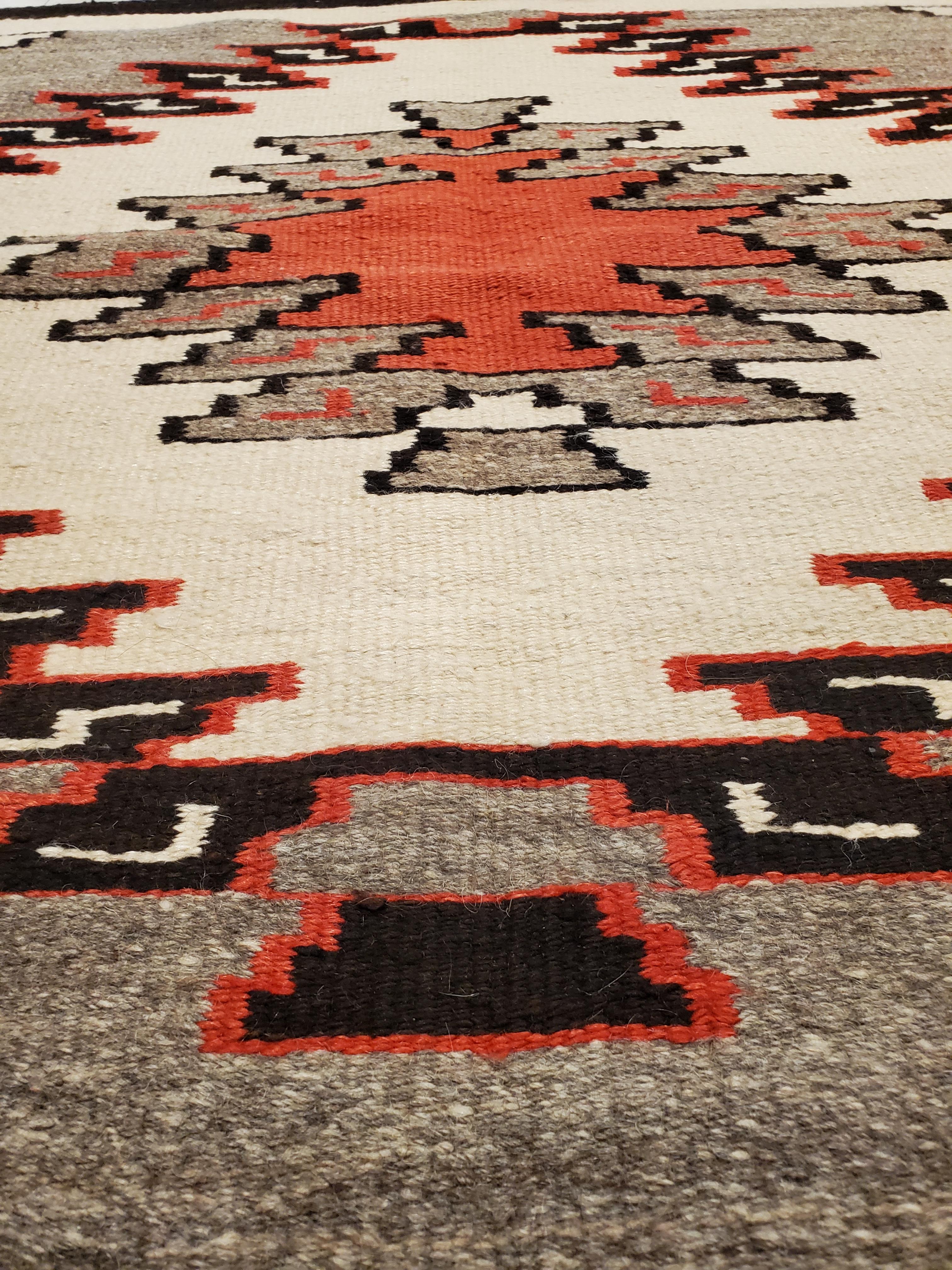 Antique Navajo Carpet, Folk Rug, Handmade Wool, Beige, Gray, Orange In Excellent Condition In Port Washington, NY