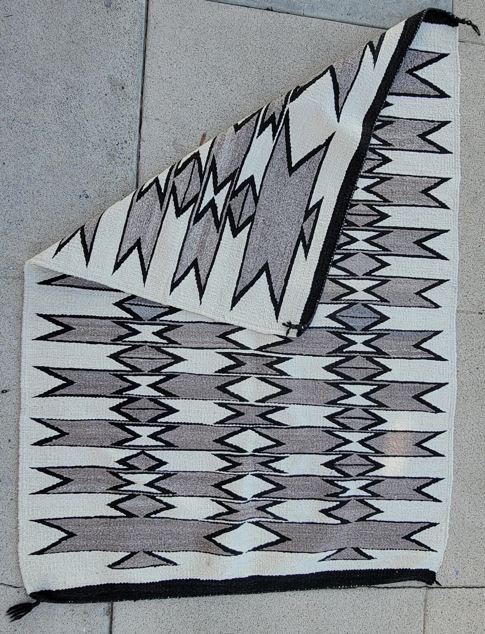 Antike Navajo-Indianerweberei /Ganada (Volkskunst) im Angebot