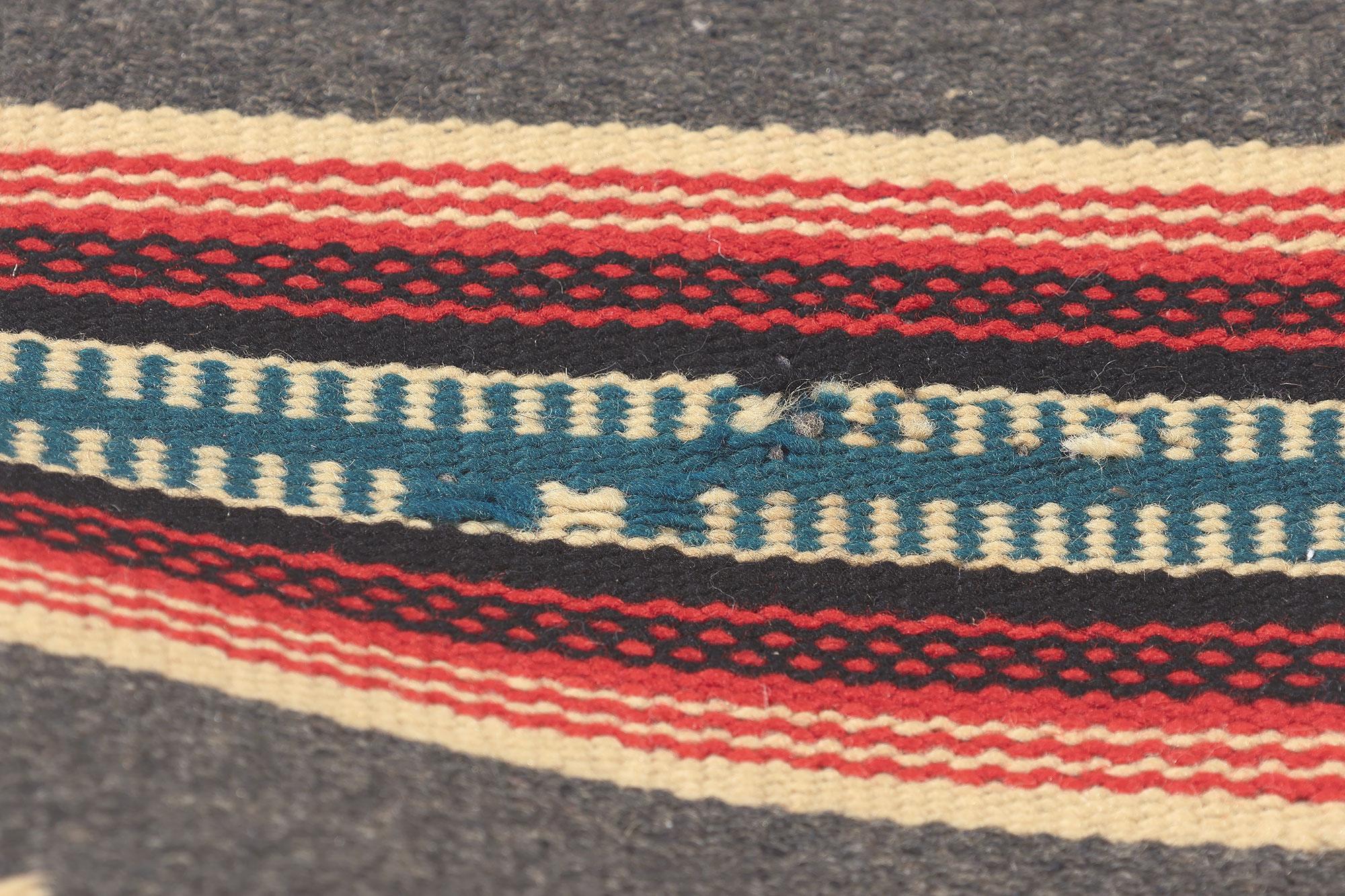 Antiker Chimayo-Teppich im Navajo-Stil aus New Mexico im Zustand „Gut“ im Angebot in Dallas, TX