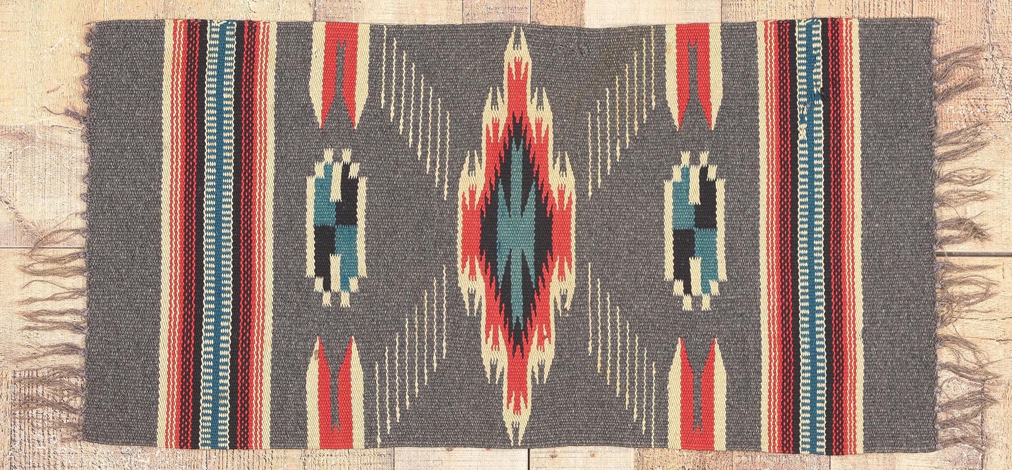 Antiker Chimayo-Teppich im Navajo-Stil aus New Mexico im Angebot 1