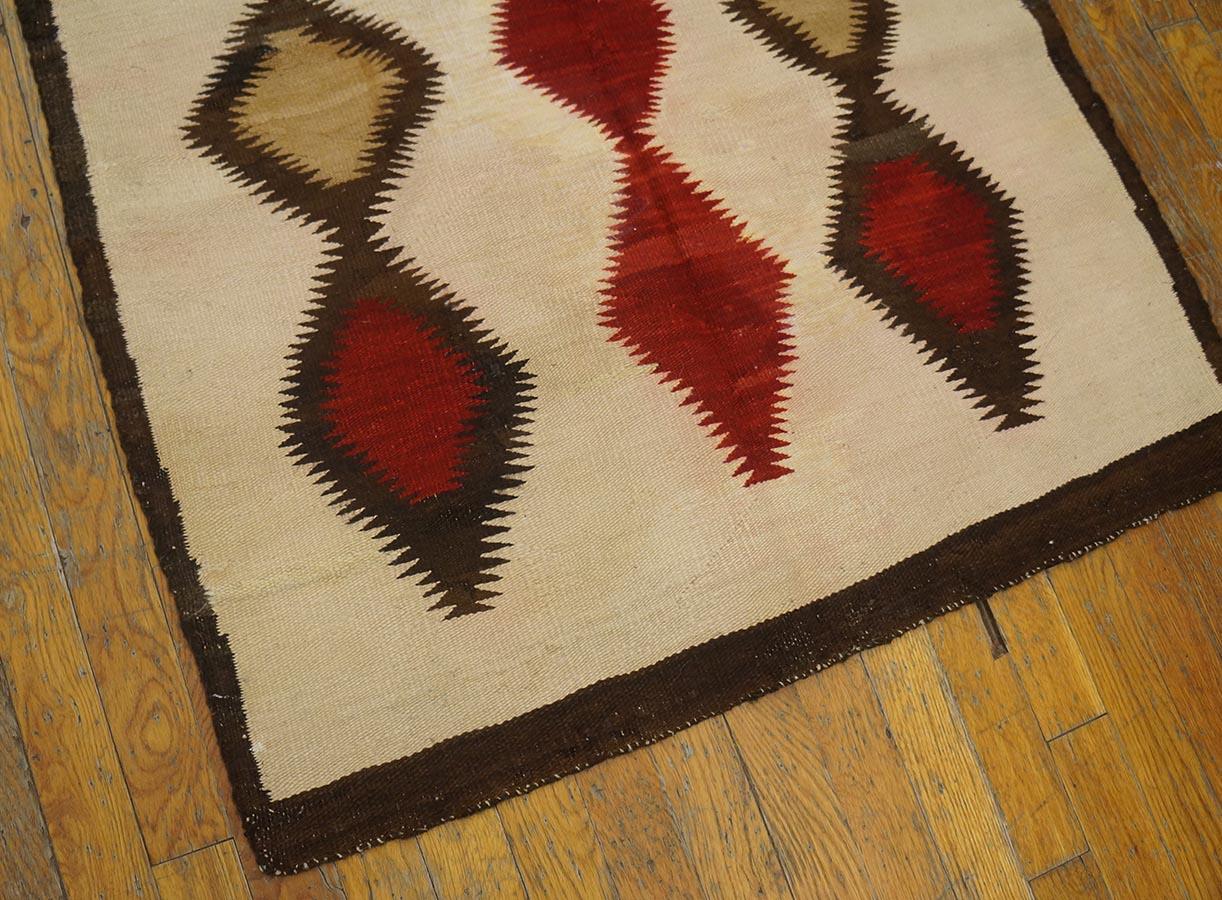 Tapis Navajo américain des années 1930 ( 2''10 x 6''4 - 86 x 193 ) Bon état - En vente à New York, NY