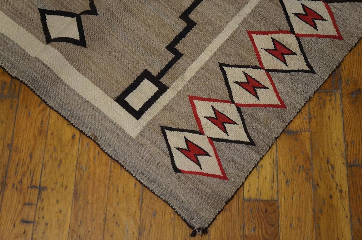 Hand-Woven Early 20th Century American Navajo Storm Pattern Carpet ( 3' x 5'7