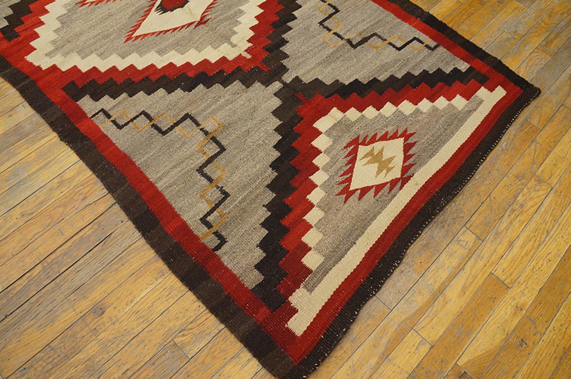Hand-Woven Early 20th Century American Navajo Carpet ( 3'10