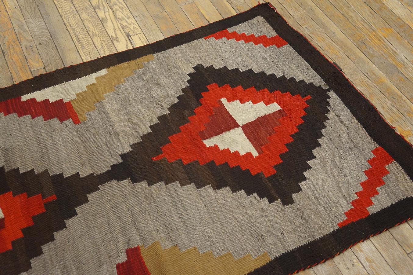 Antique Navajo Rug In Good Condition For Sale In New York, NY