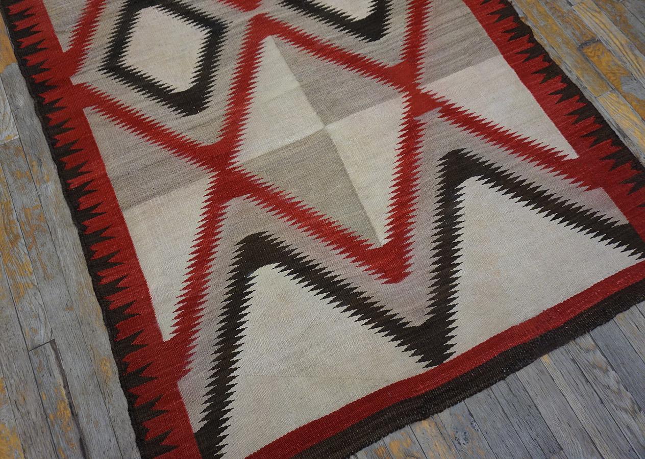Early 20th Century  Early 20th American Navajo Carpet ( 4' x 6'9'' - 122 x 206 ) For Sale