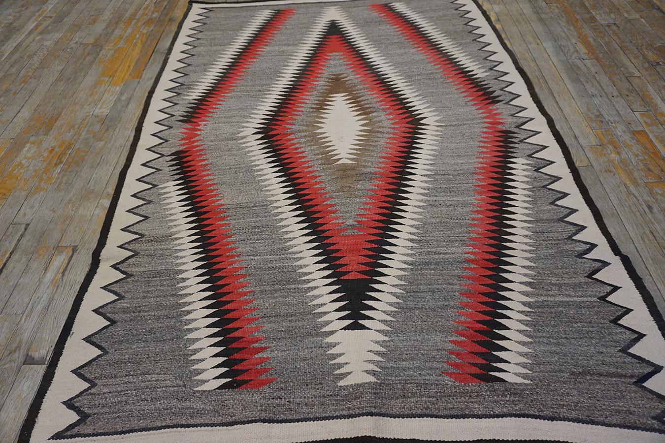 Hand-Woven Early 20th Century American Navajo Carpet ( 4'6'' x 6'8'' - 137 x 203 ) For Sale